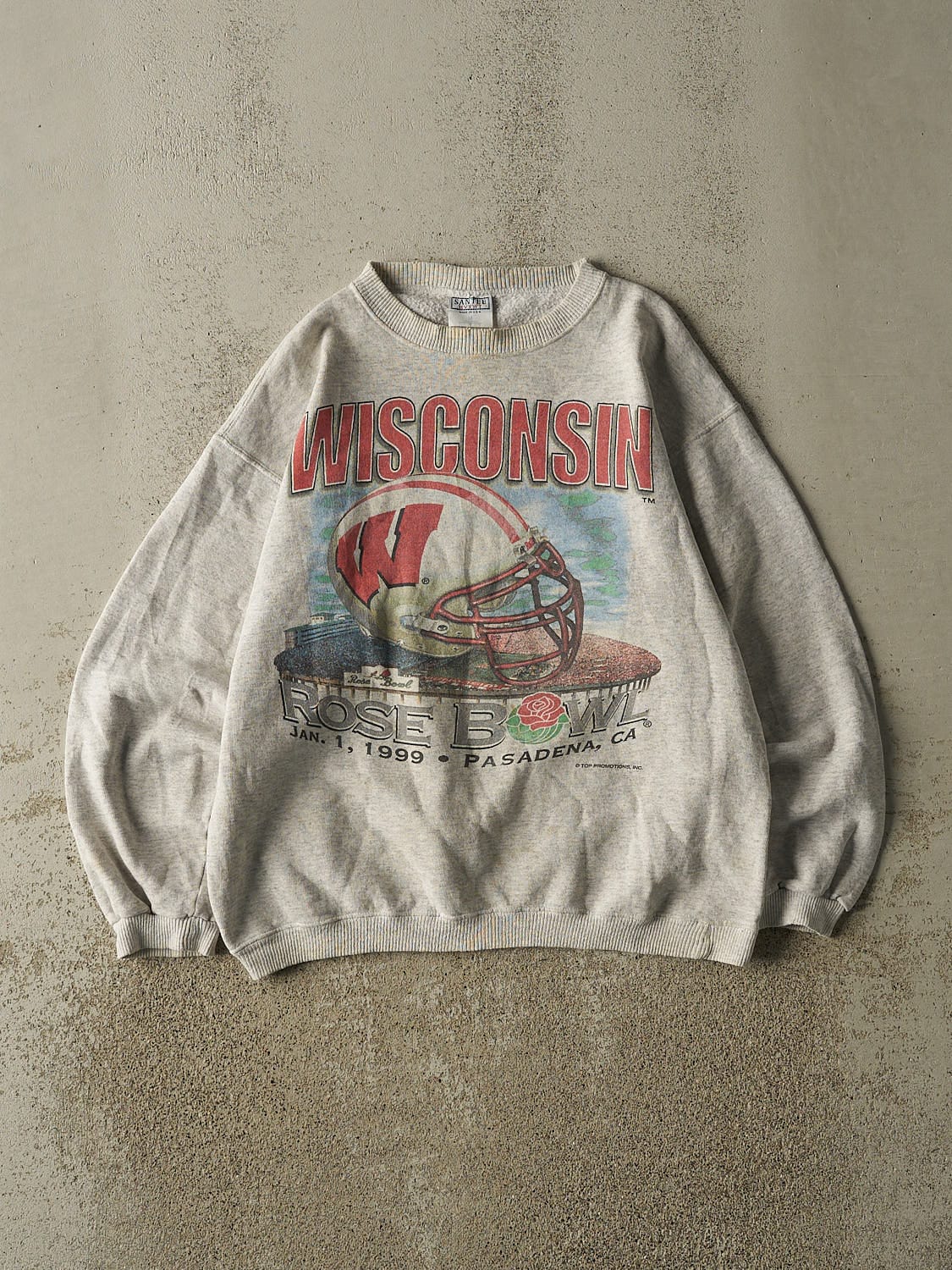 Vintage 99' Grey University of Wisconsin Rose Bowl Crewneck (S/M)