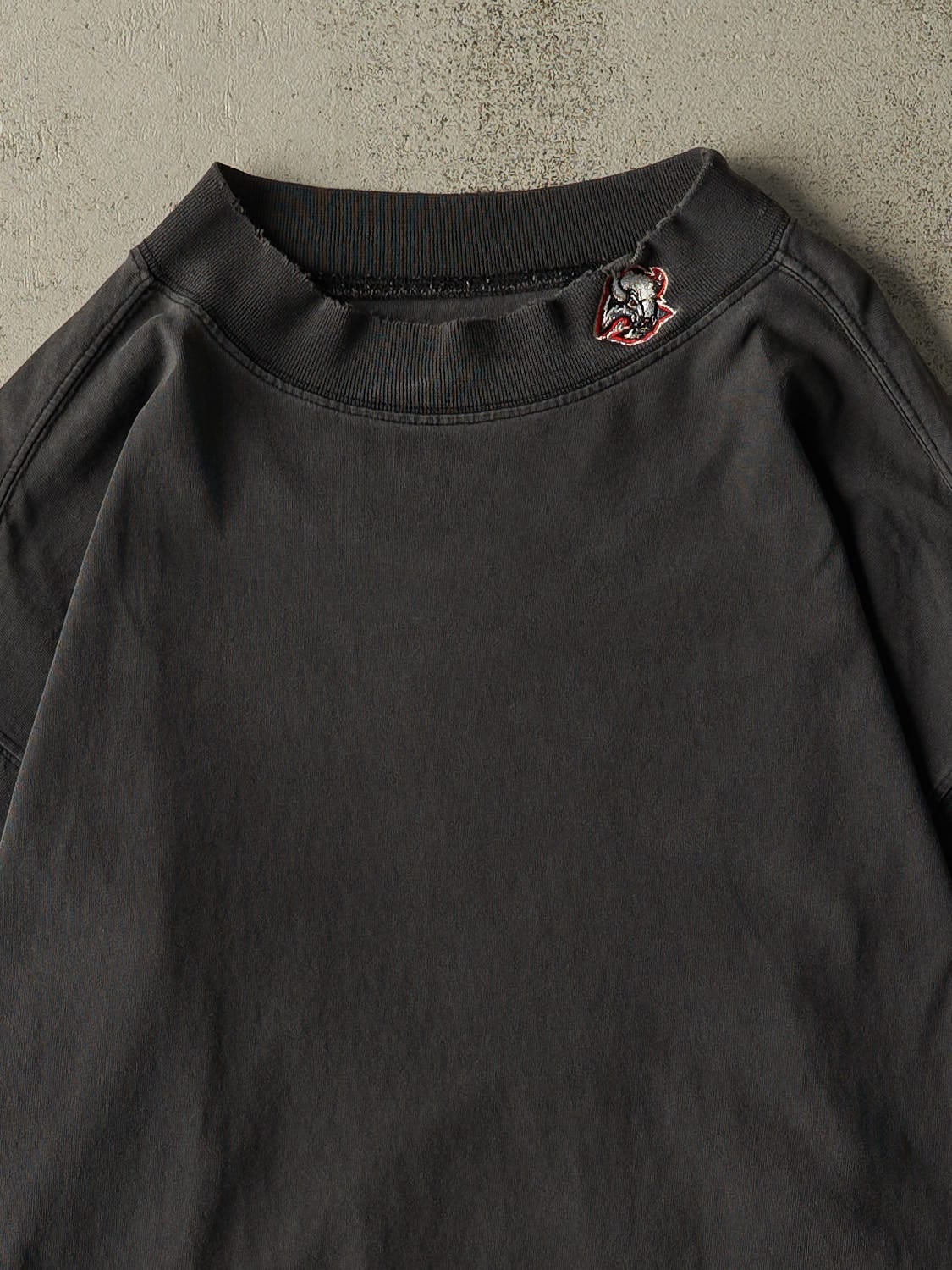 Vintage 90s Faded Black Buffalo Sabres Long Sleeve (XL/XXL)