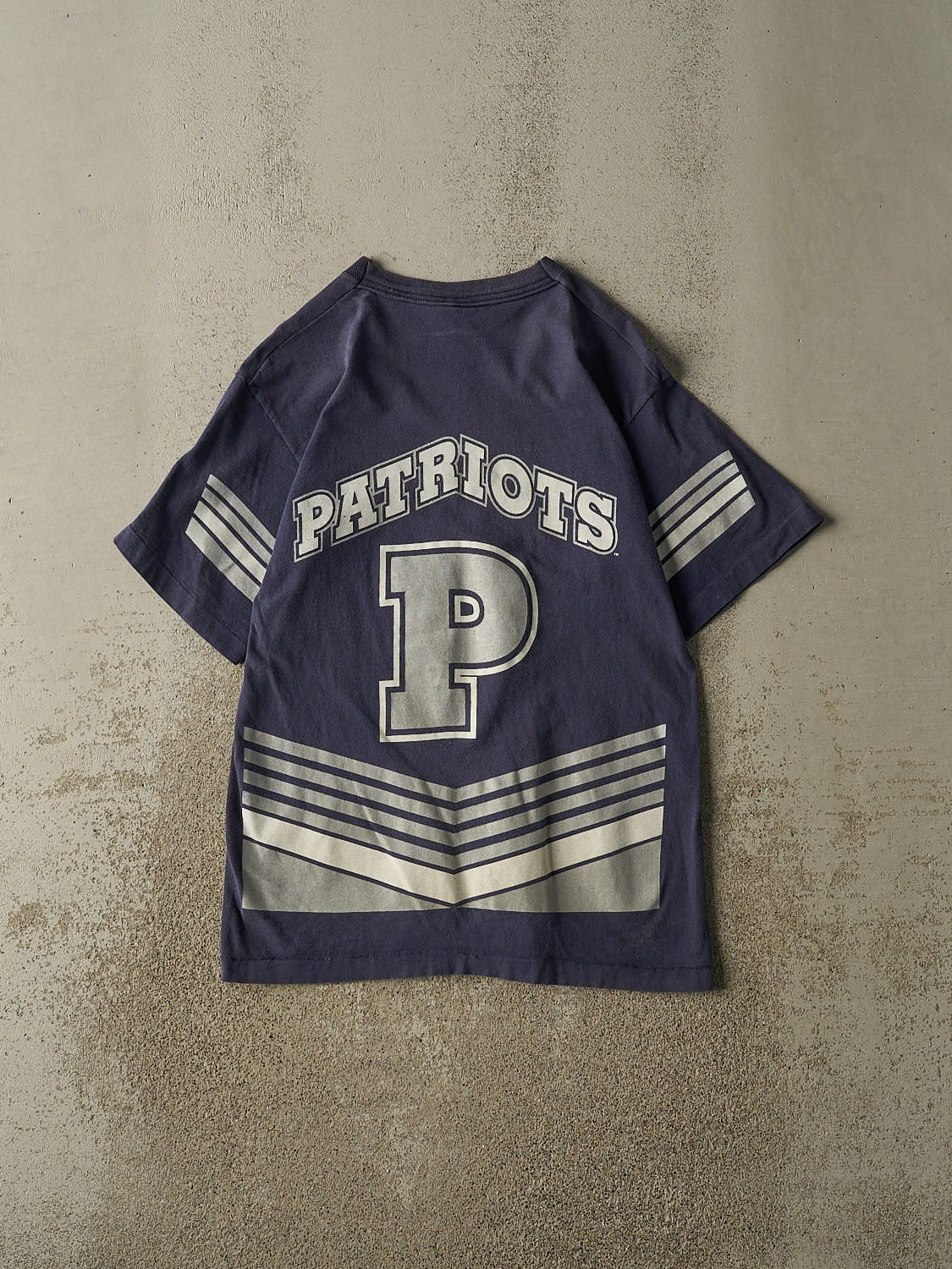 Vintage 95' Navy Blue New England Patriots Tee (S/M)