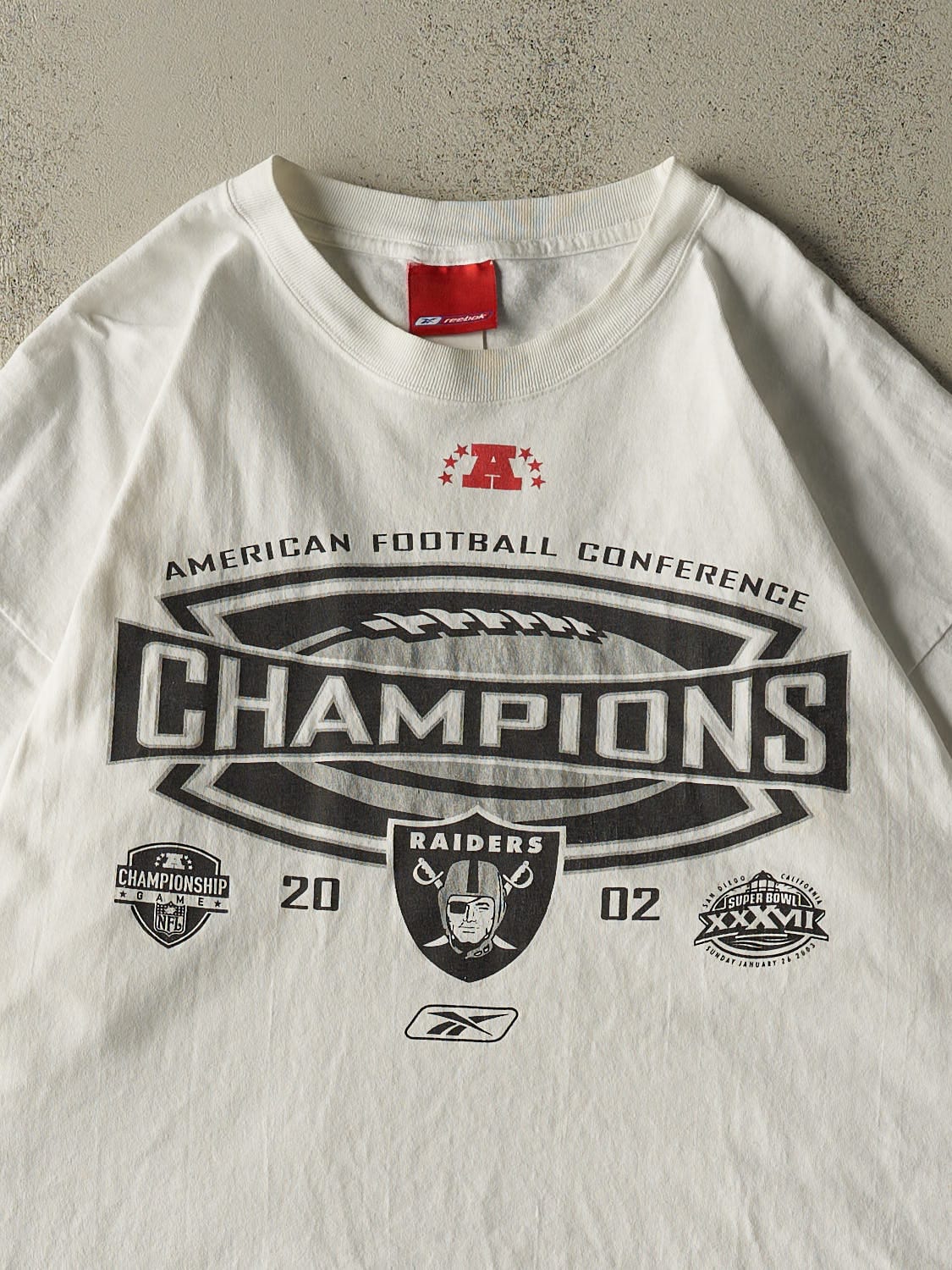 Vintage 02' White Oakland Raiders AFC Champions Tee (XXL)
