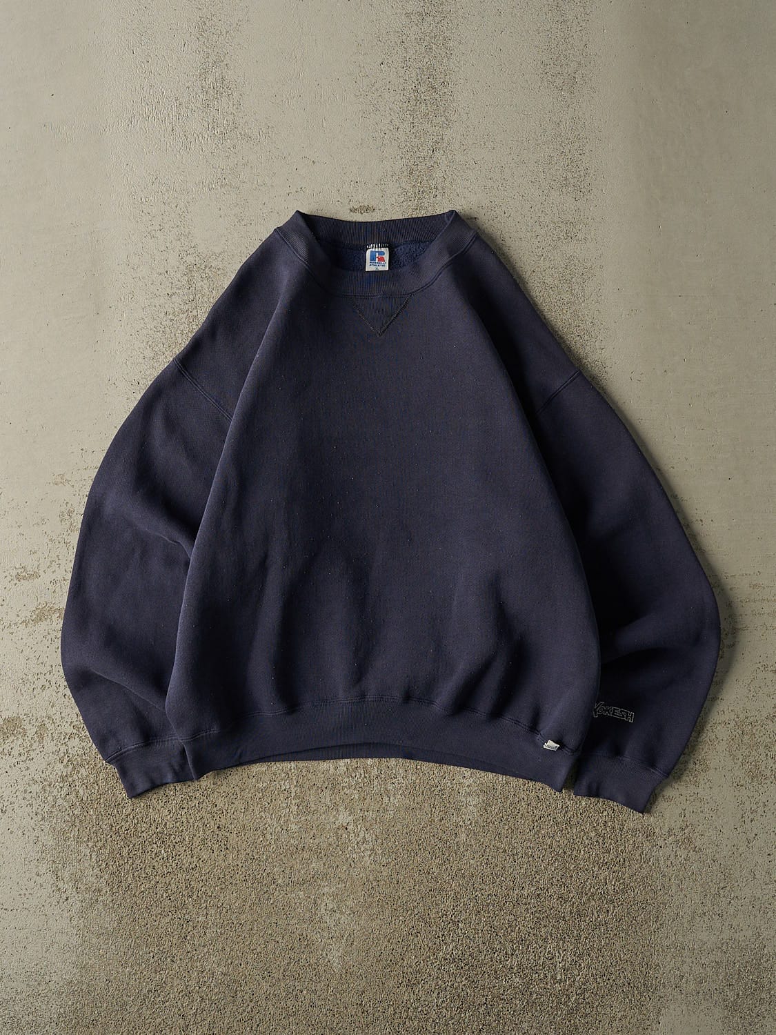 Vintage 90s Navy Blue Russell Athletic Blank Crewneck (L/XL)
