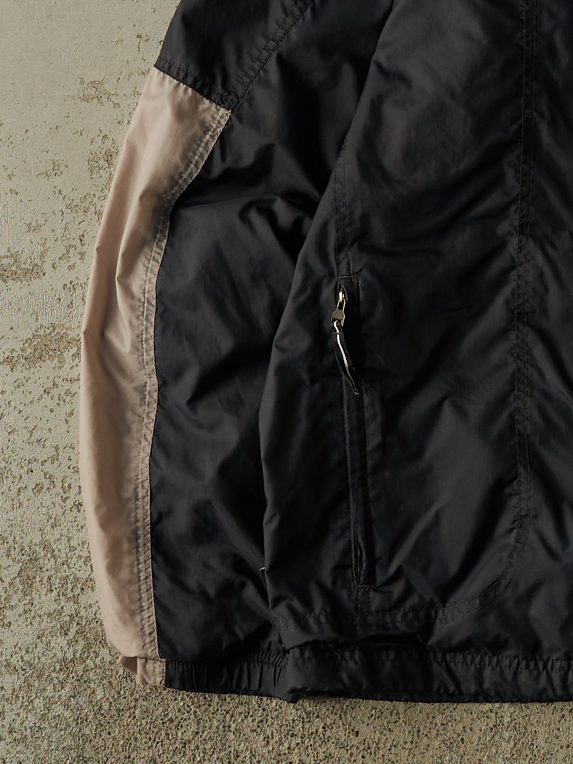 Vintage Y2K Black Nike Windbreaker Jacket (M/L)
