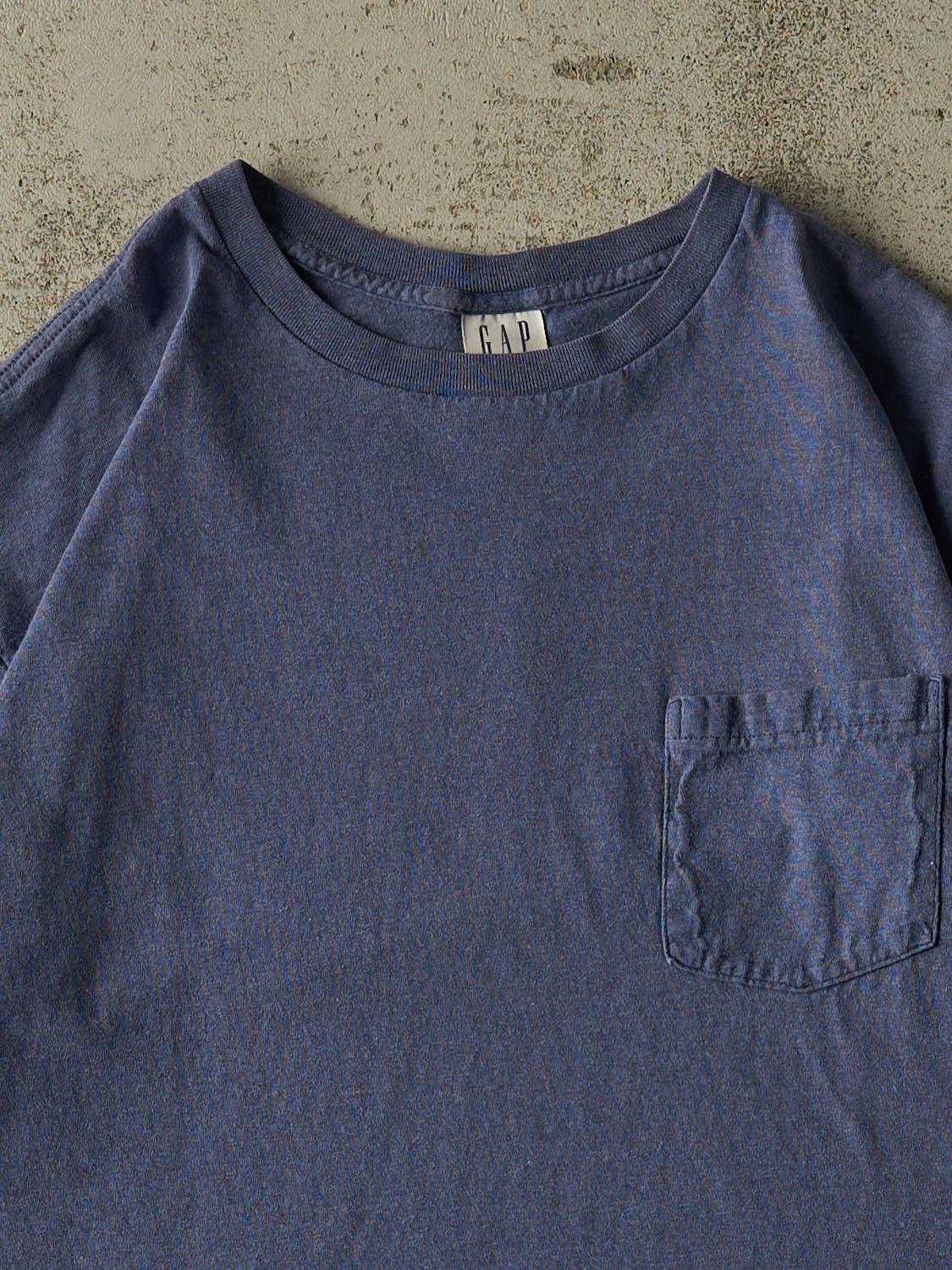Vintage Y2K Blue Gap Pocket Single Stitch Tee (M/L)