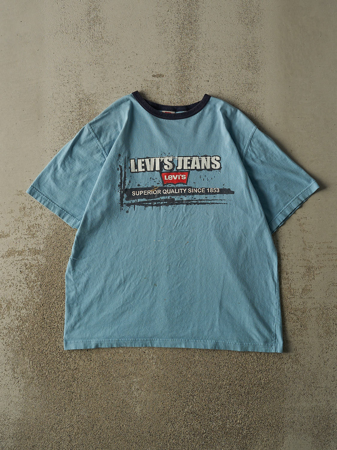 Vintage Y2K Blue Levi's Jeans Tee (L/XL)
