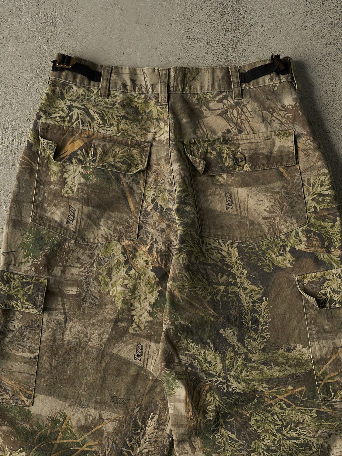Vintage 90s Camo Realtree x Advantage Cargo Pants (30x28.5)