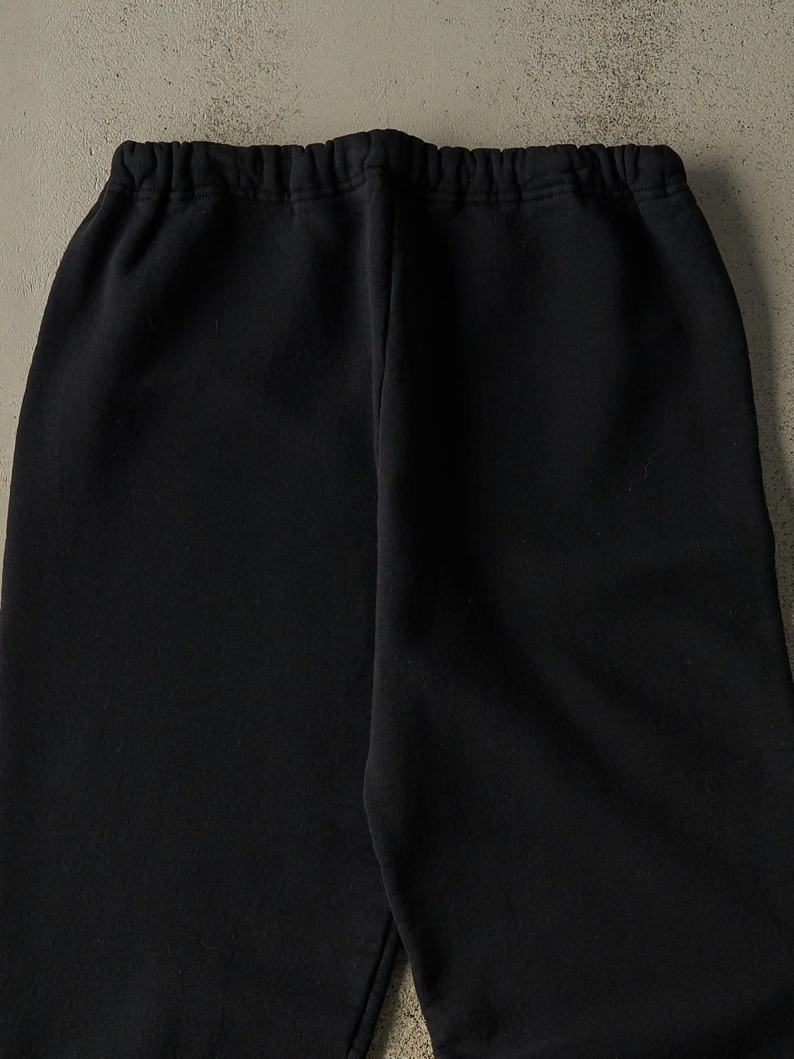 Vintage Y2K Black Russell Athletic Sweatpants (32x30)