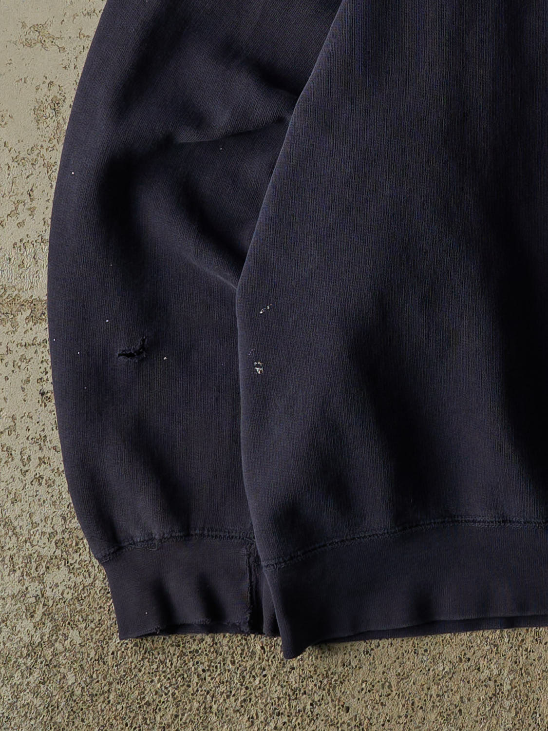 Vintage 90s Faded Navy Russell Athletic Blank Crewneck (L/XL)
