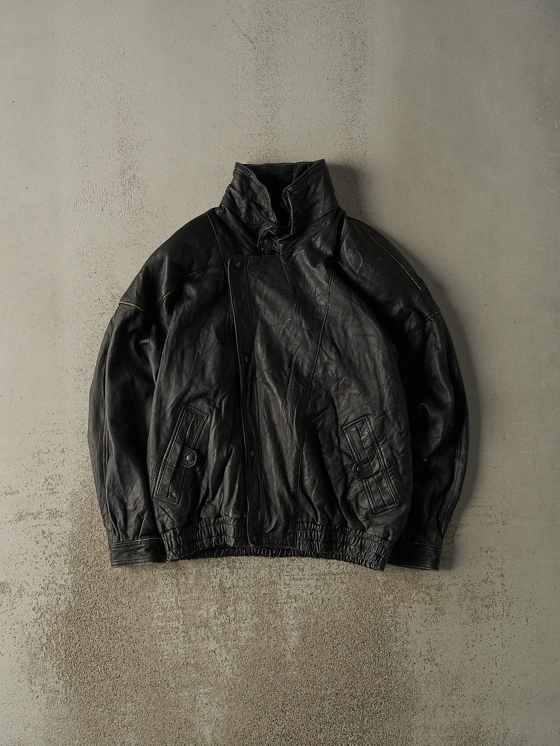 Vintage 80s Black Leather Bomber Jacket (L/XL)