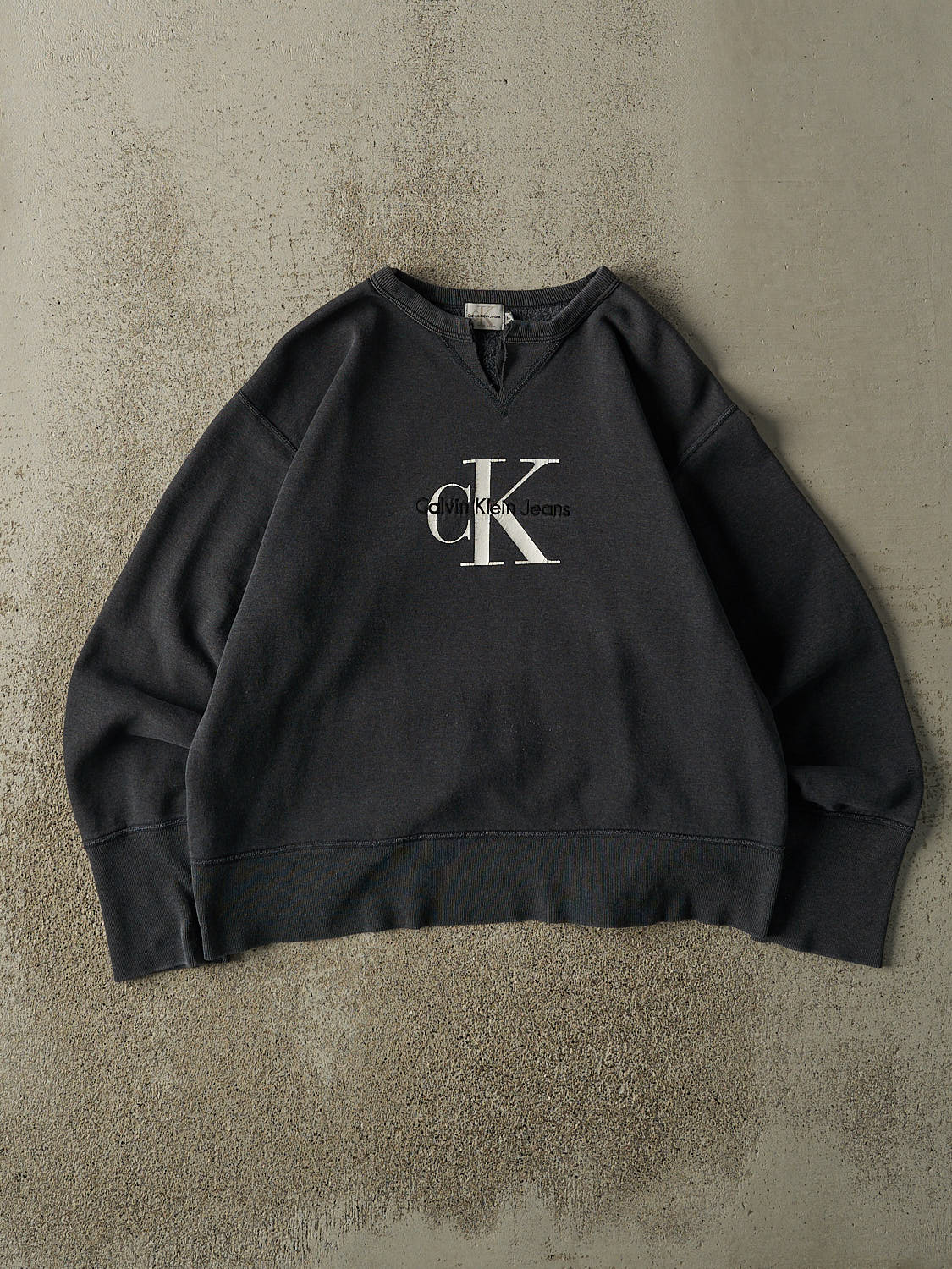 Vintage Y2K Charcoal Grey Calvin Klein Jeans Embroidered Crewneck (S/M)