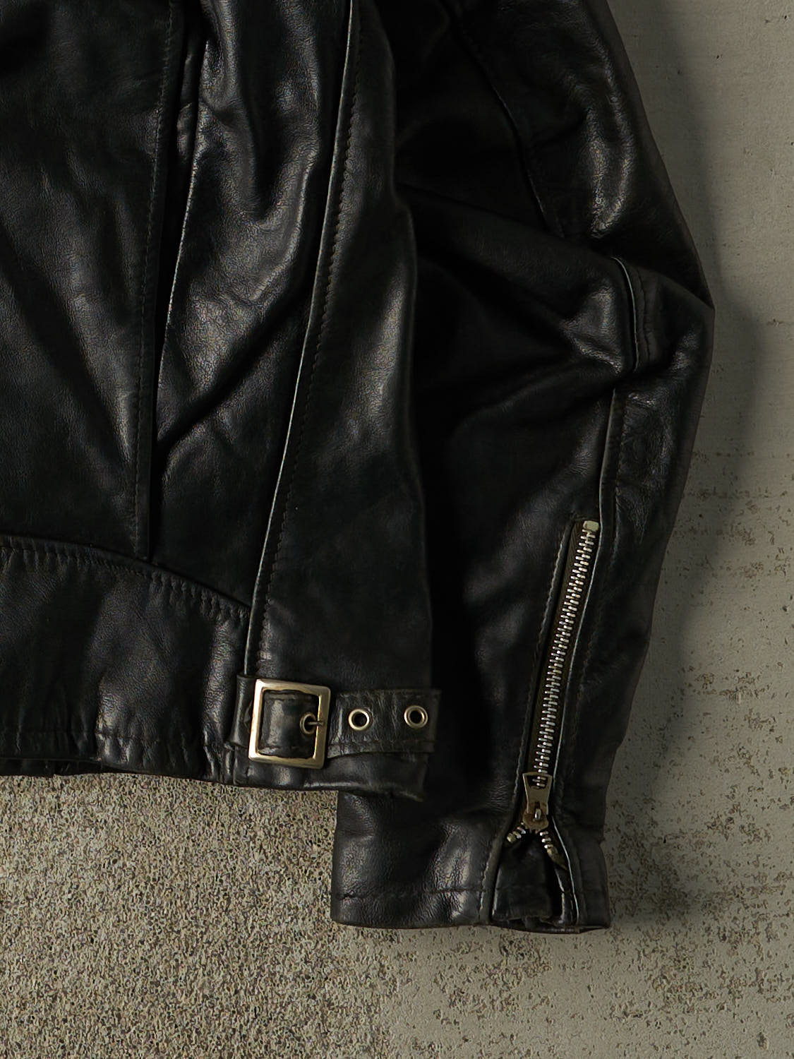 Vintage 70s Black Leather Biker Jacket (L)