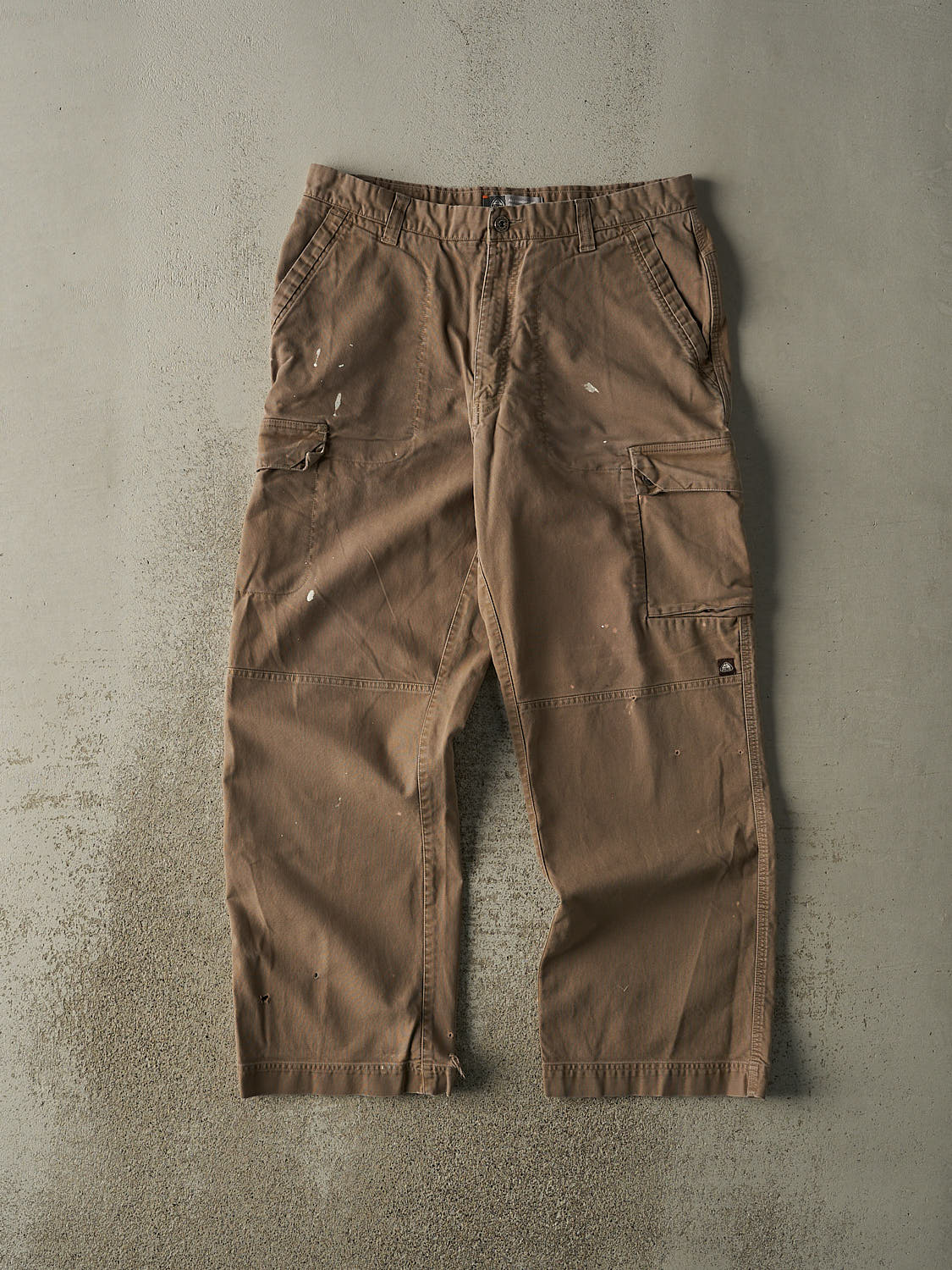 Vintage Y2K Beige Nike ACG Cargo Pants (34x31)