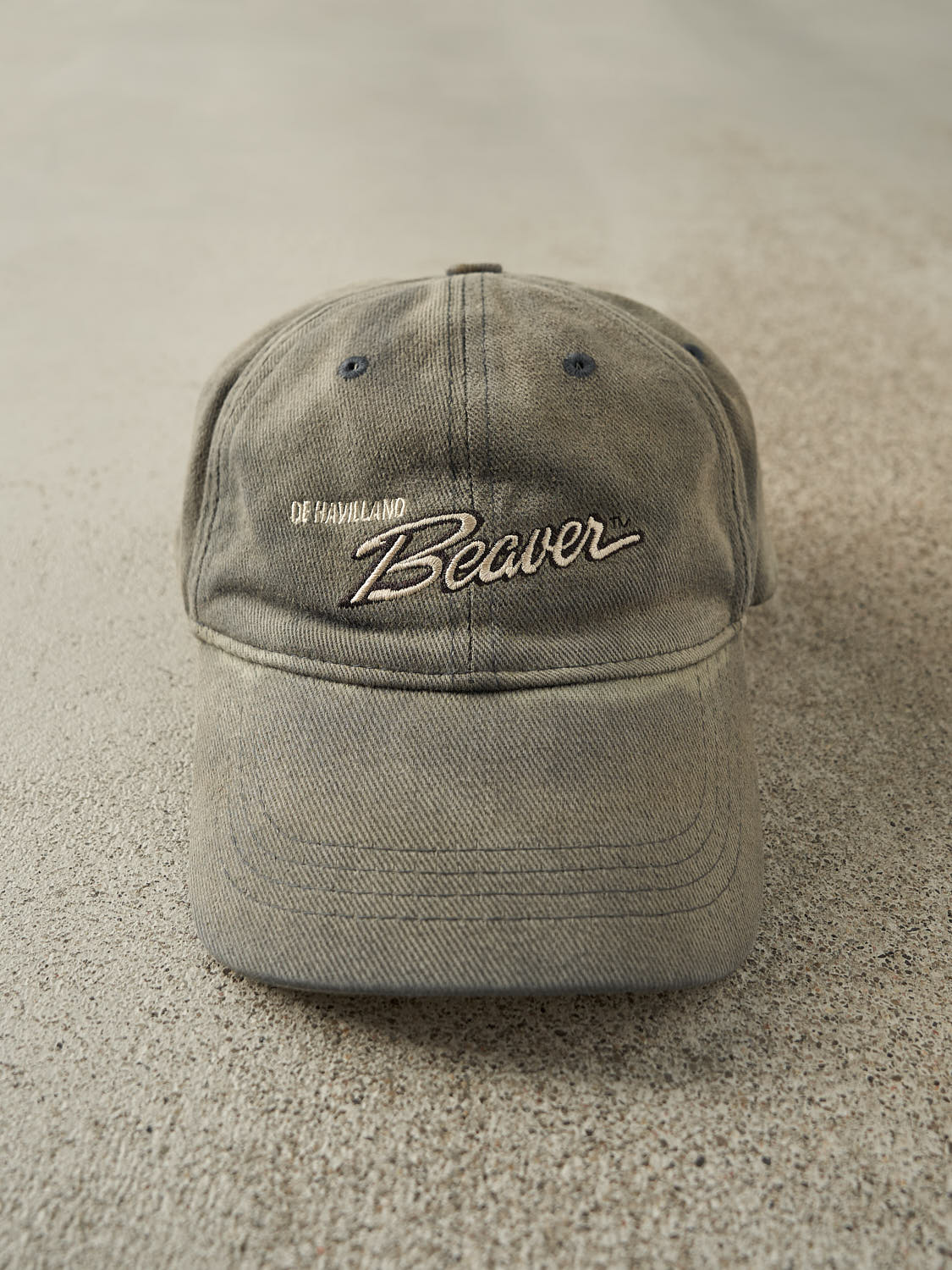 Vintage 90s Sun Faded Navy De Havilland Beaver Embroidered Velcro Hat (O/S)