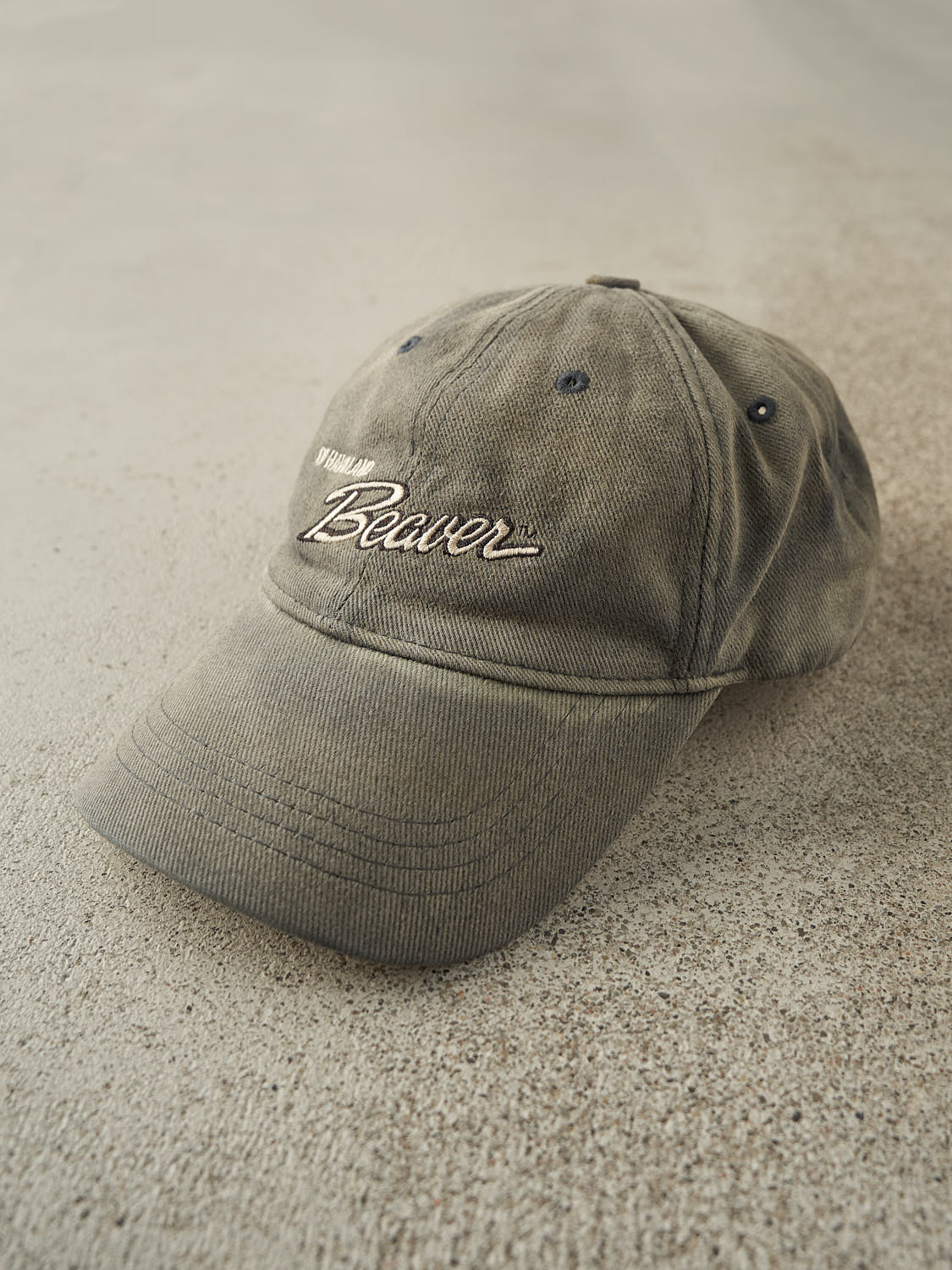 Vintage 90s Sun Faded Navy De Havilland Beaver Embroidered Velcro Hat (O/S)