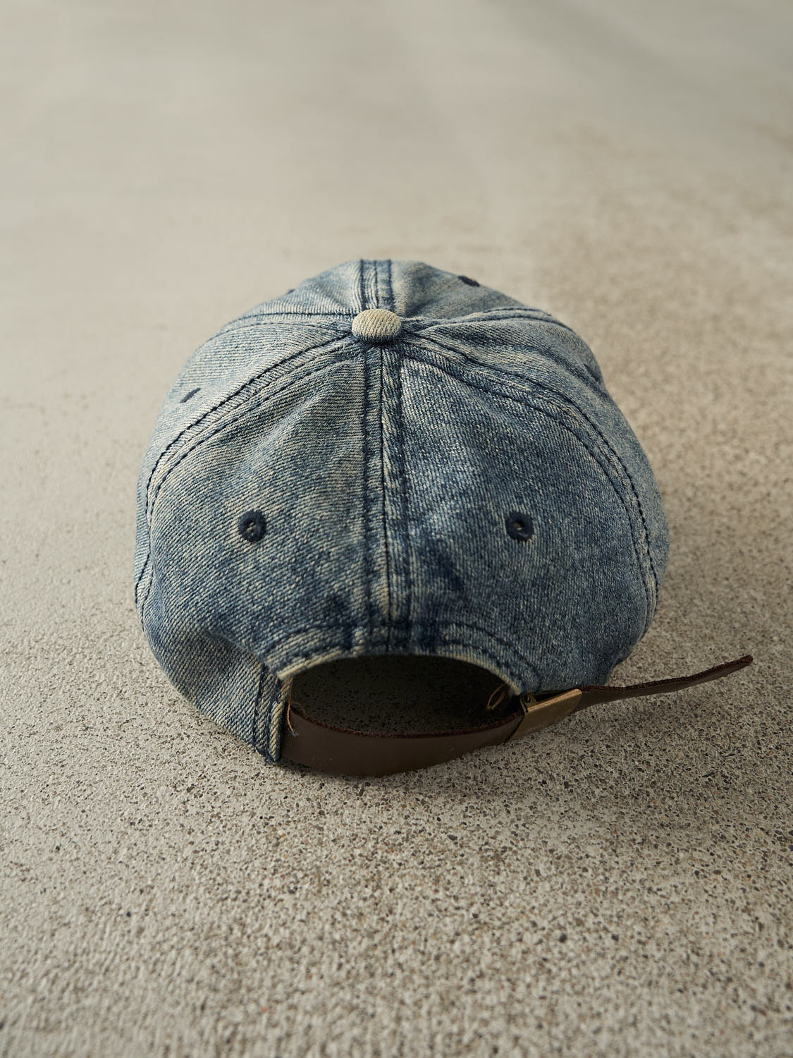 Vintage 90s Mid Wash Denim Leather Strapback (O/S)