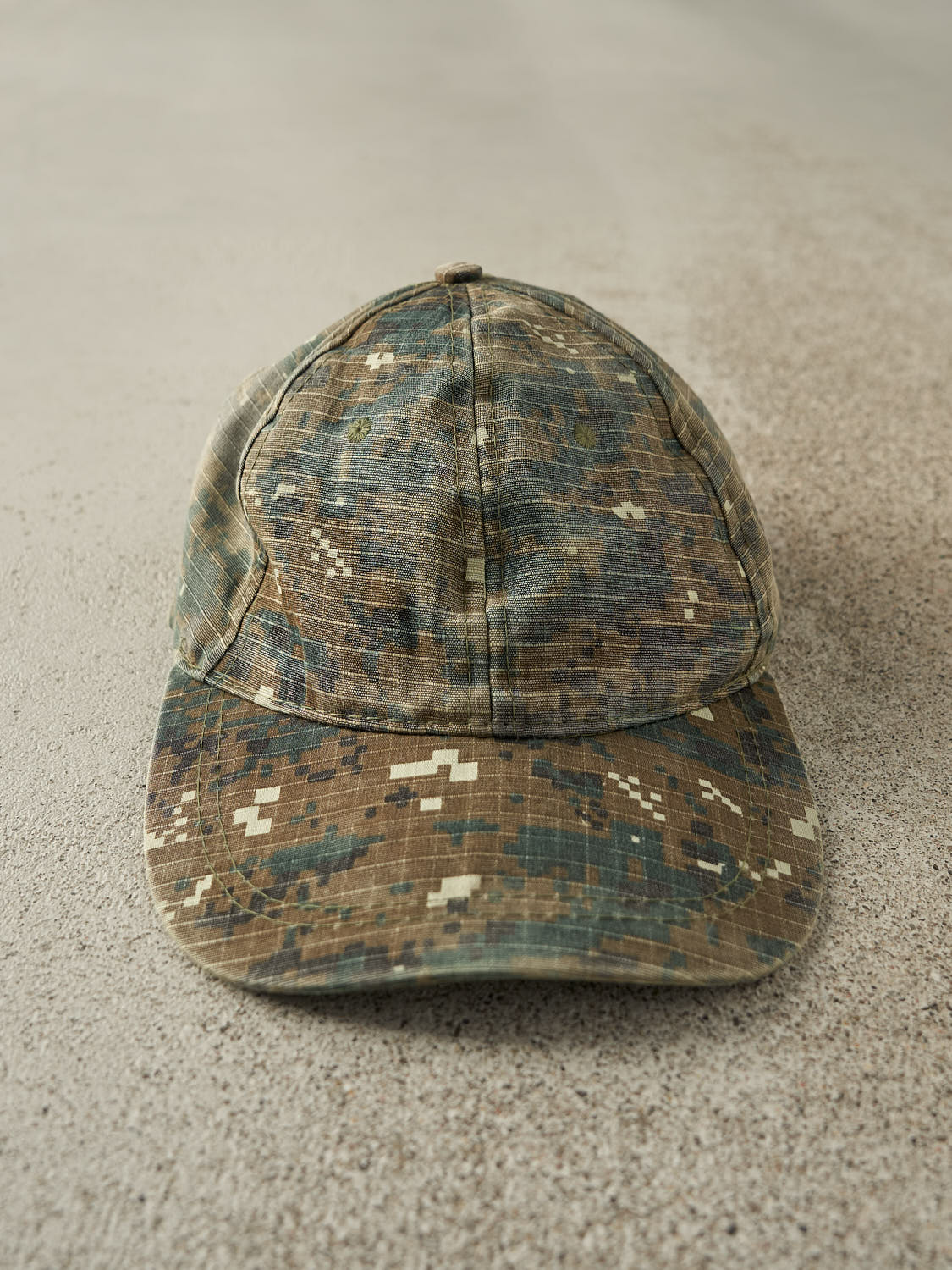 Vintage Y2K Camo Velcro Hat (O/S)
