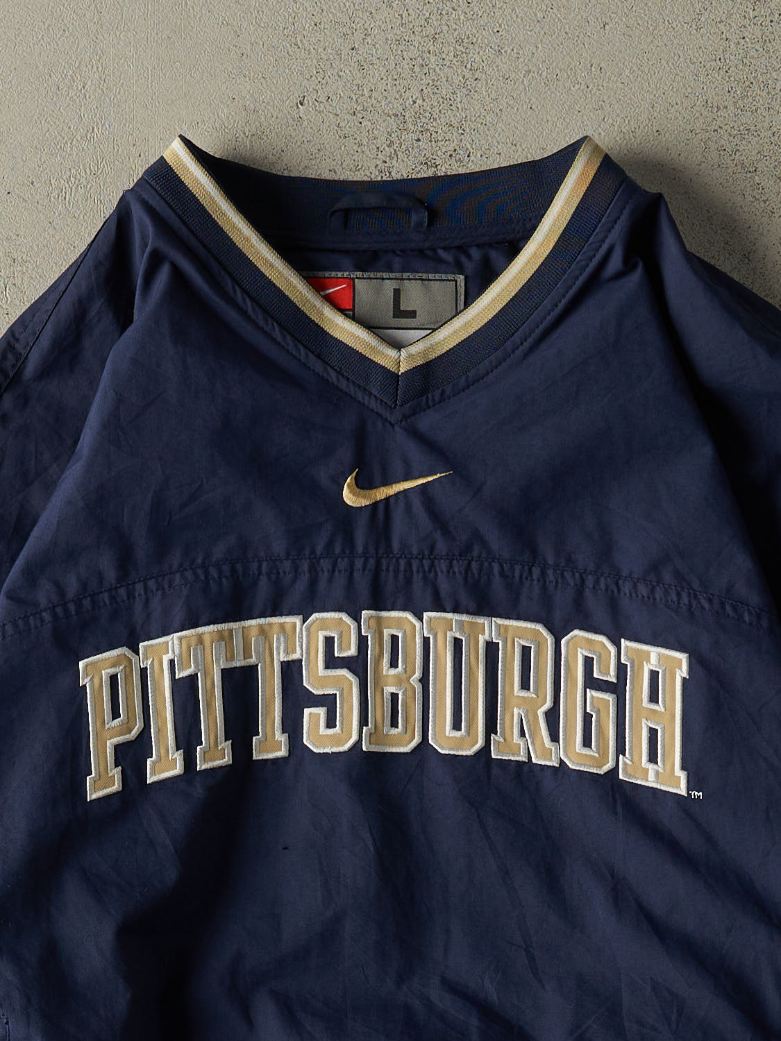 Vintage Y2K Navy Blue Nike Pittsburgh Embroidered Windbreaker Jacket (L/XL)