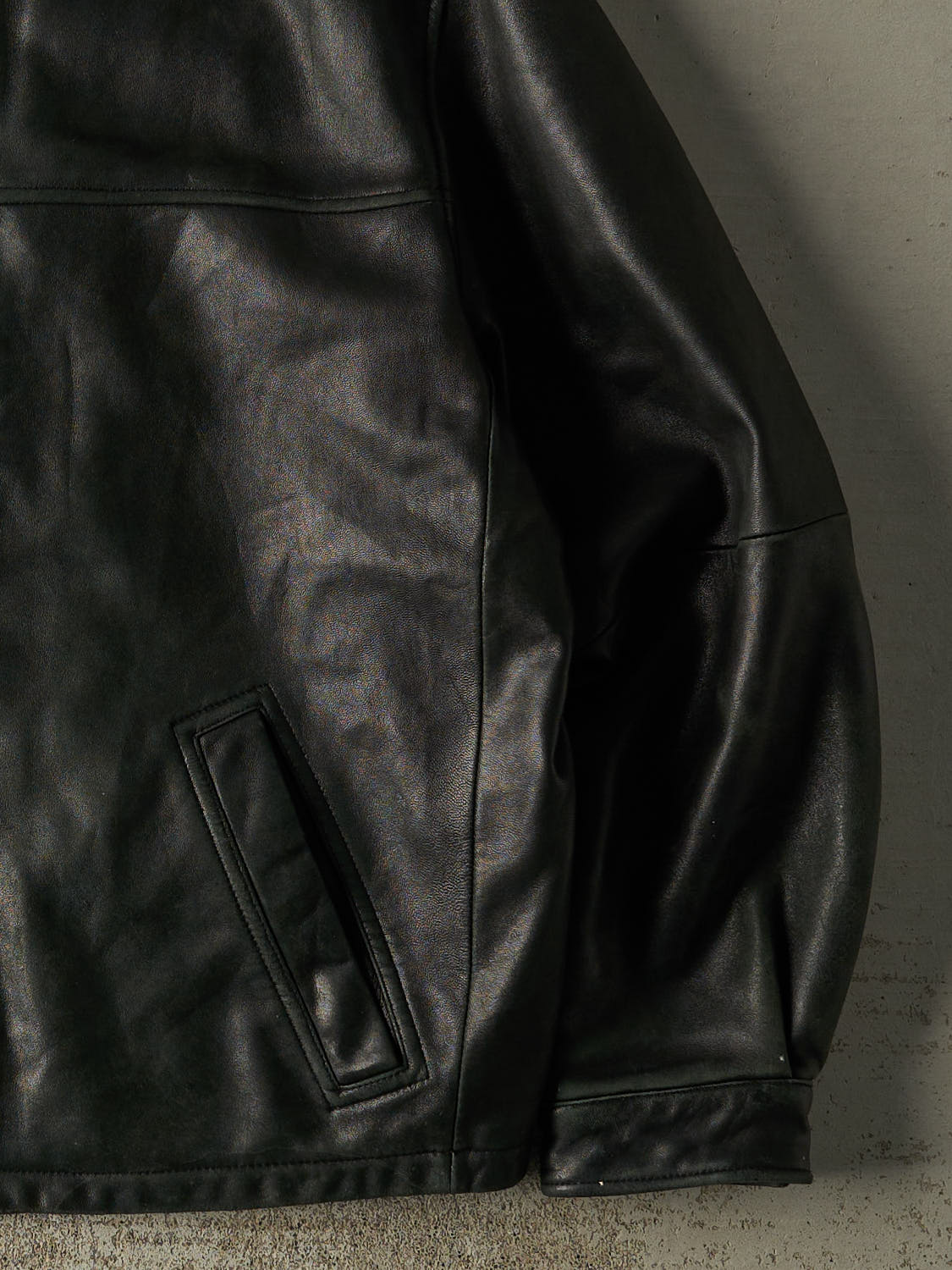 Vintage Y2K Black Wilsons Leather Jacket (XL)