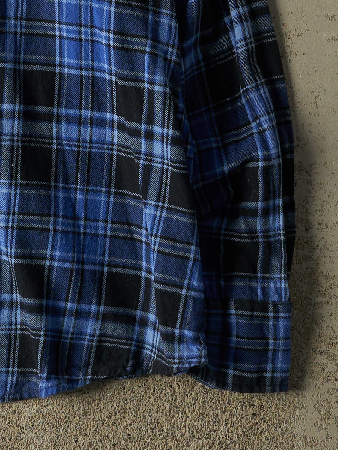 Vintage 90s Blue Wrangler Flannel Button Up Long Sleeve (XL/XXL)