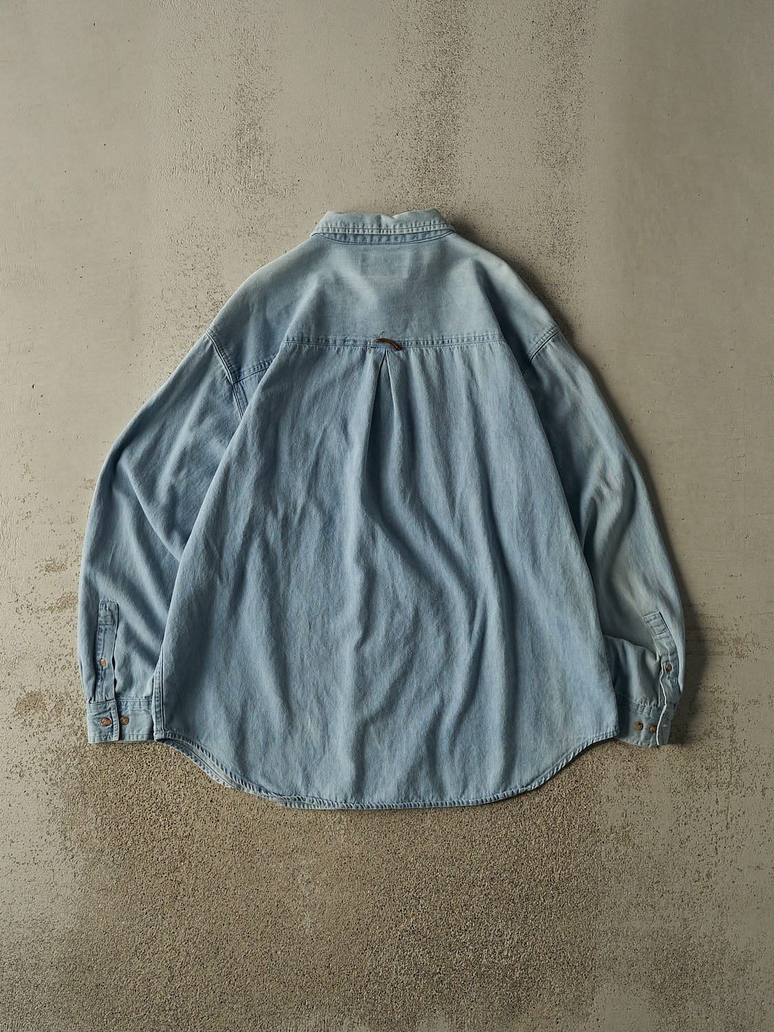 Vintage 90s Light Wash Marlboro Denim Button Up Long Sleeve (XL)