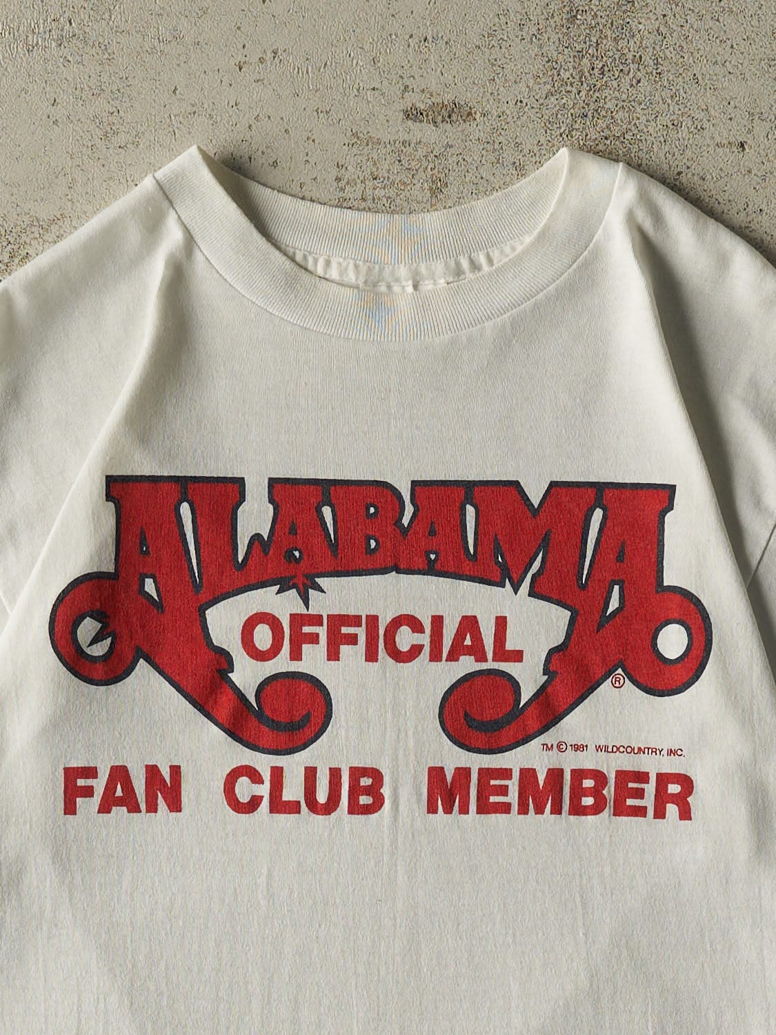 Vintage 81' White Alabama Official Fan Club Member Single Stitch Tee (S/M)