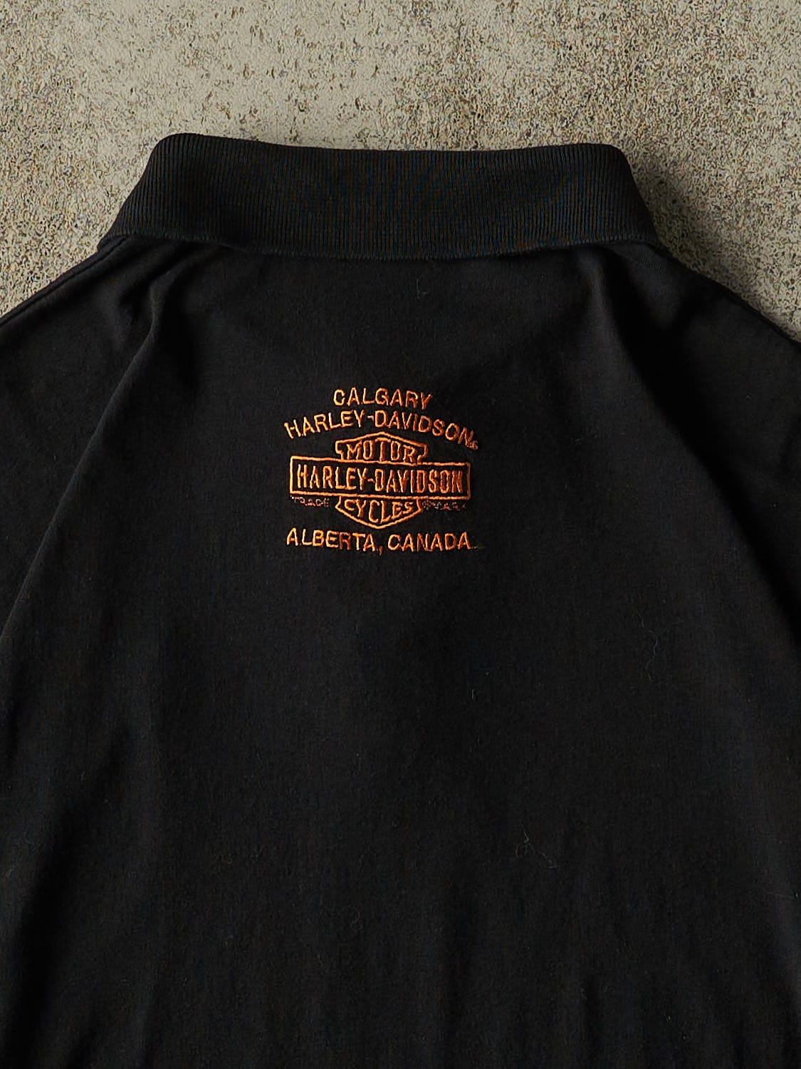 Vintage 90s Black Harley Davidson Calgary Alberta Quarter Button Tee (XL/XXL)