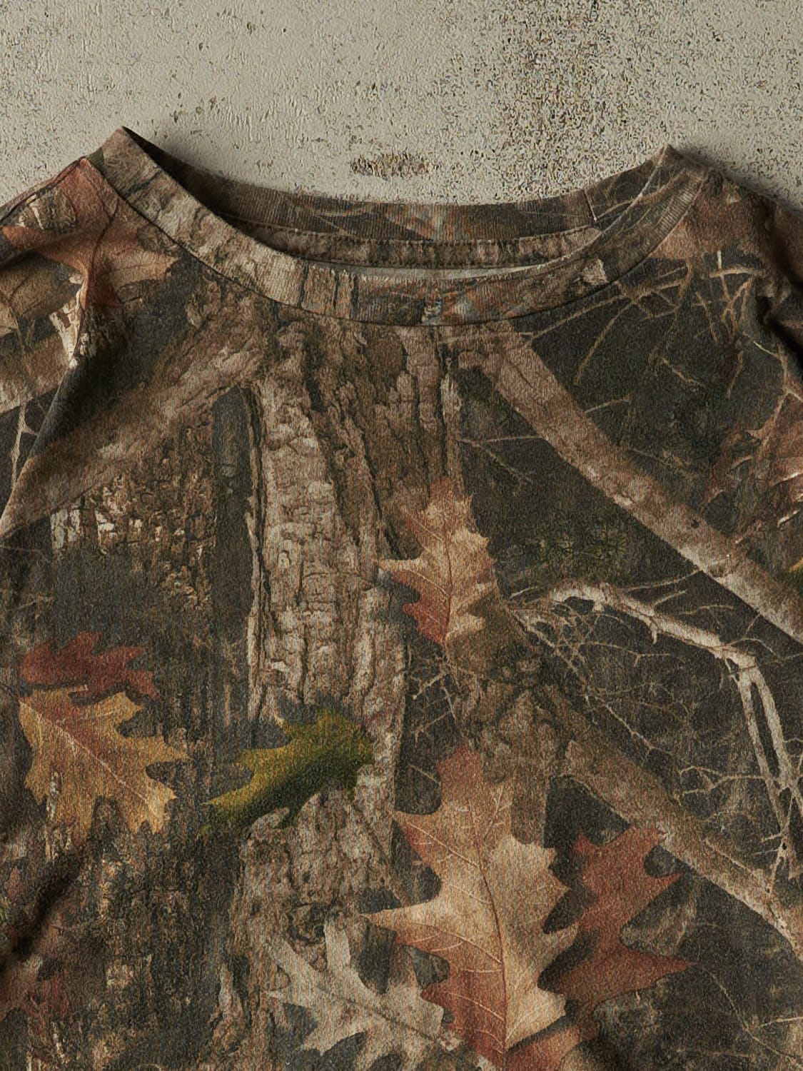 Vintage Y2K Camo Long Sleeve (L/XL)