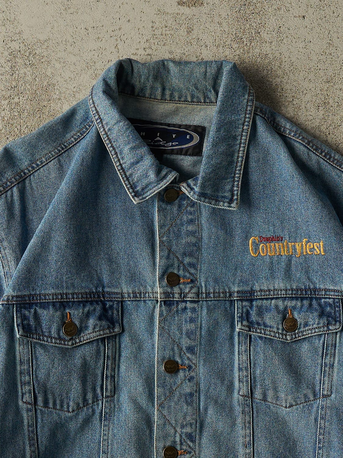 Vintage 05' Light Wash Dauphin's Countryfest Embroidered Denim Jacket (M/L)