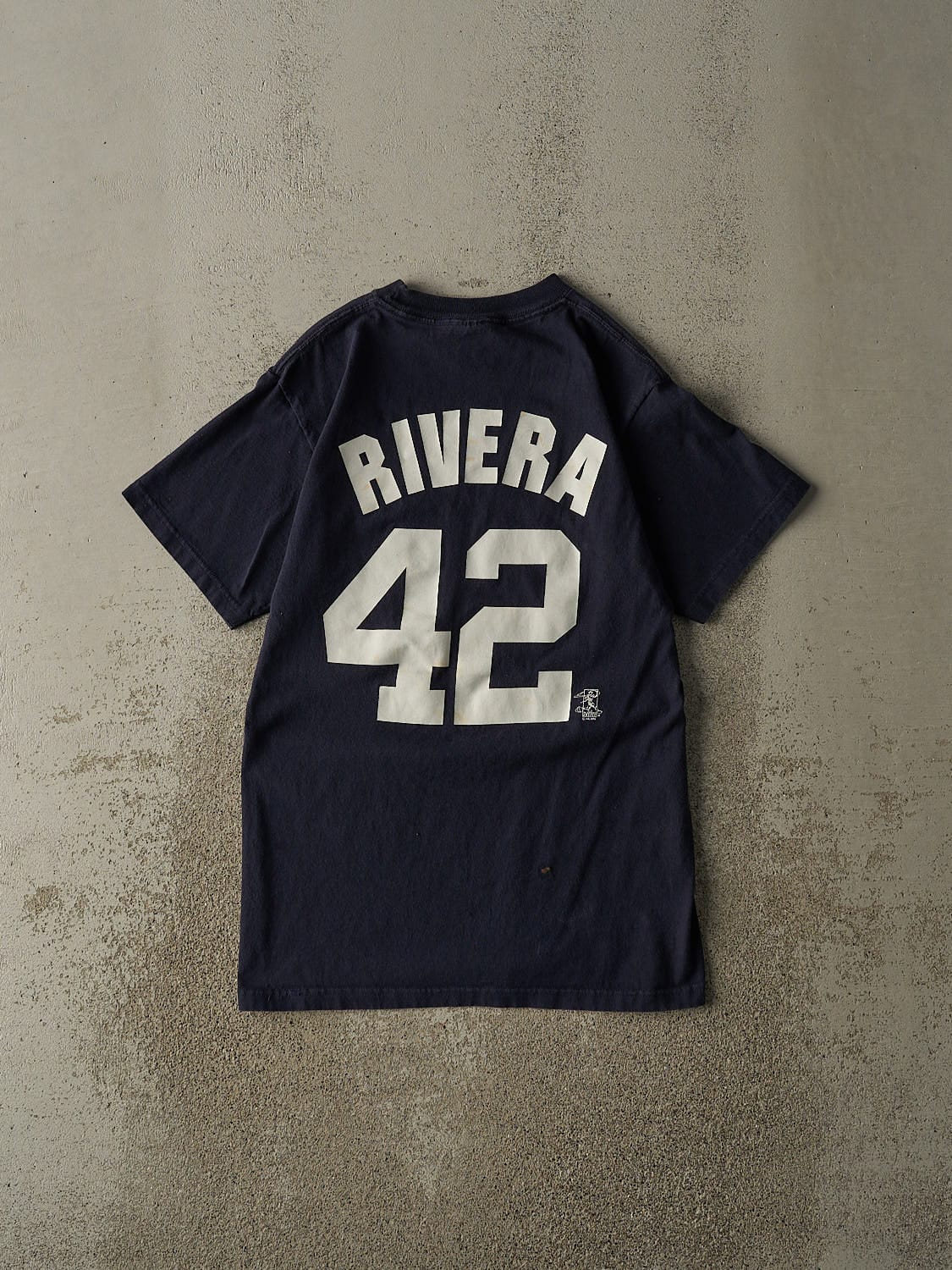Vintage Y2K Navy Blue New York Yankees #42 Mariano Rivera Player Tee (S/M)