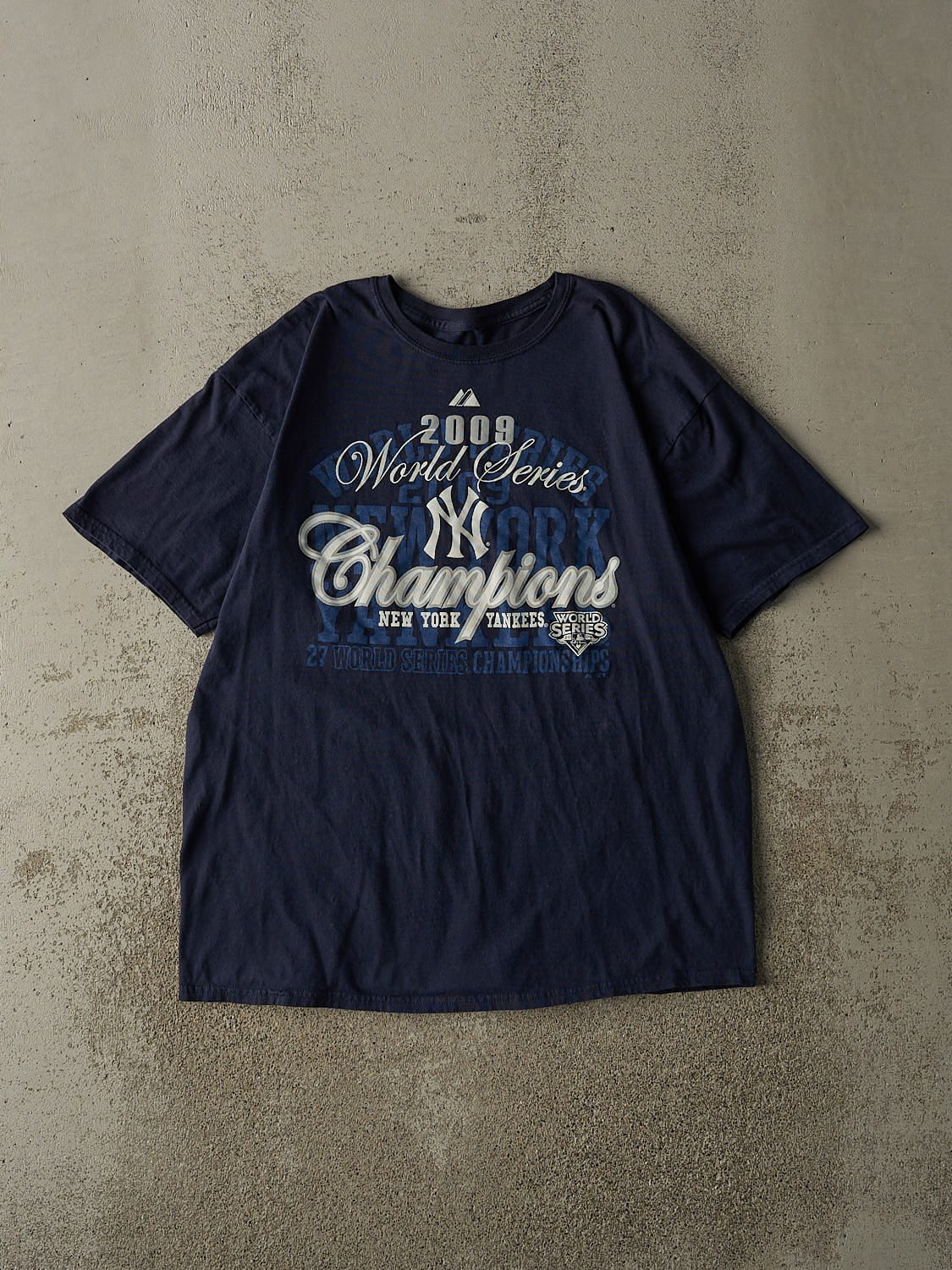 Vintage 09' Navy Blue New York Yankees World Series Champions Tee (L)