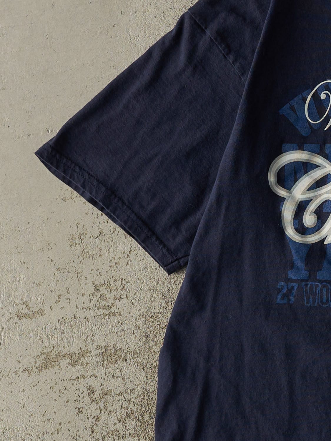 Vintage 09' Navy Blue New York Yankees World Series Champions Tee (L)