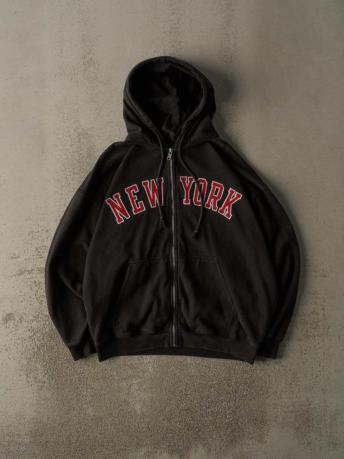 Vintage 90s Black New York Embroidered Zip Up Hoodie (L/XL)