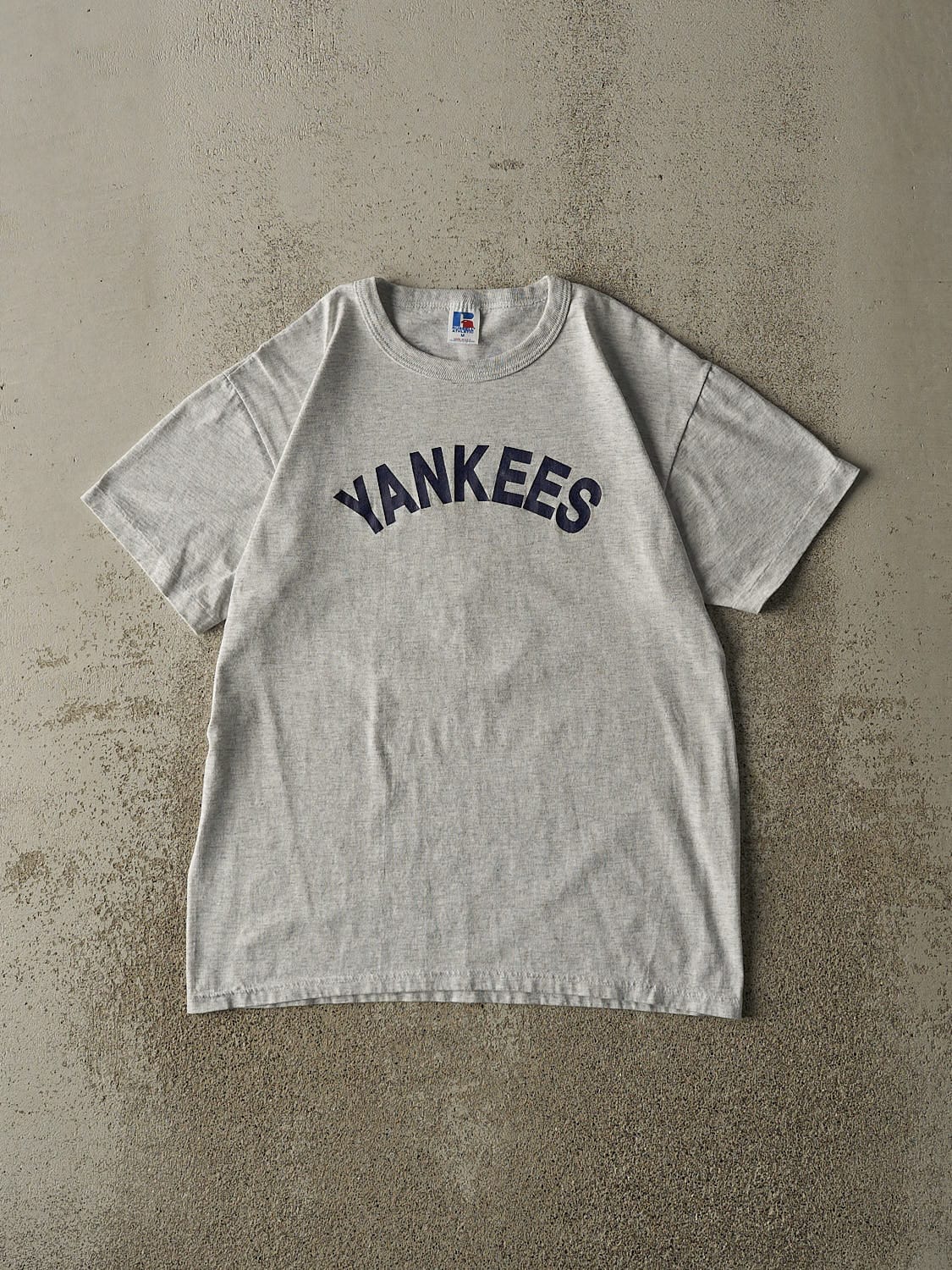 Vintage 90s Heather Grey Russell Athletic New York Yankees Tee (S/M)