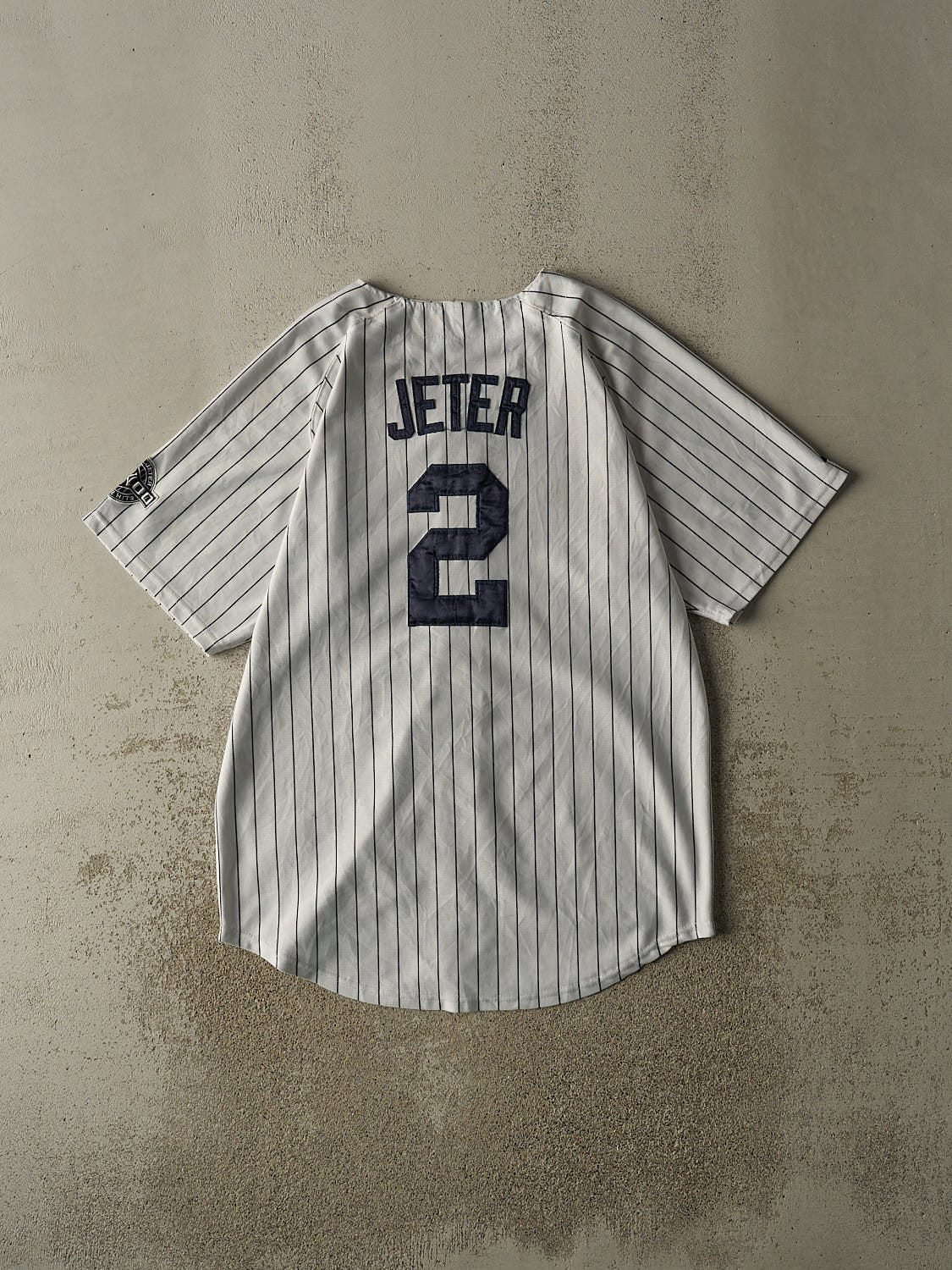 Vintage Y2K White New York Yankees #2 Derek Jeter 3000 Hits Pin Striped Jersey (XL)