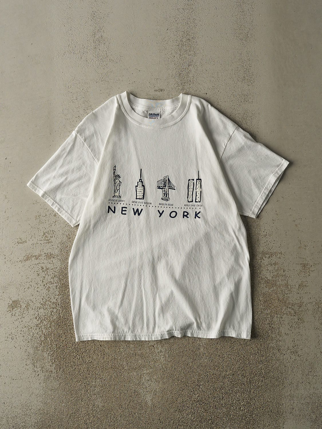 Vintage Y2K White New York Landmarks Tee (M/L)