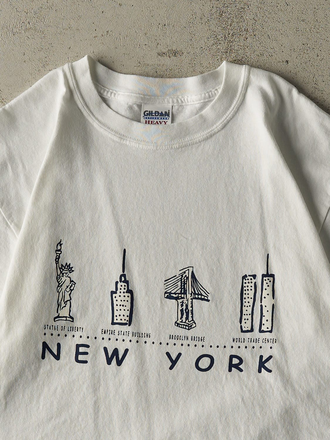 Vintage Y2K White New York Landmarks Tee (M/L)
