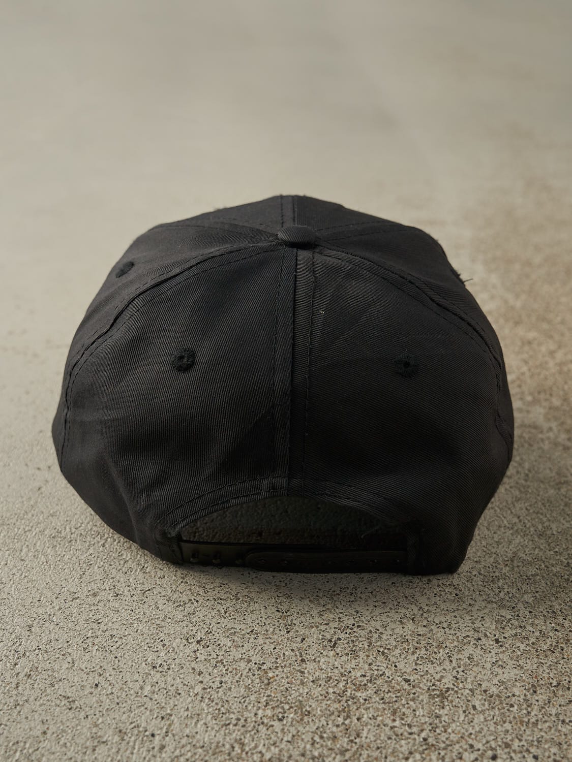 Vintage 90s Black New York Embroidered Snapback (O/S)