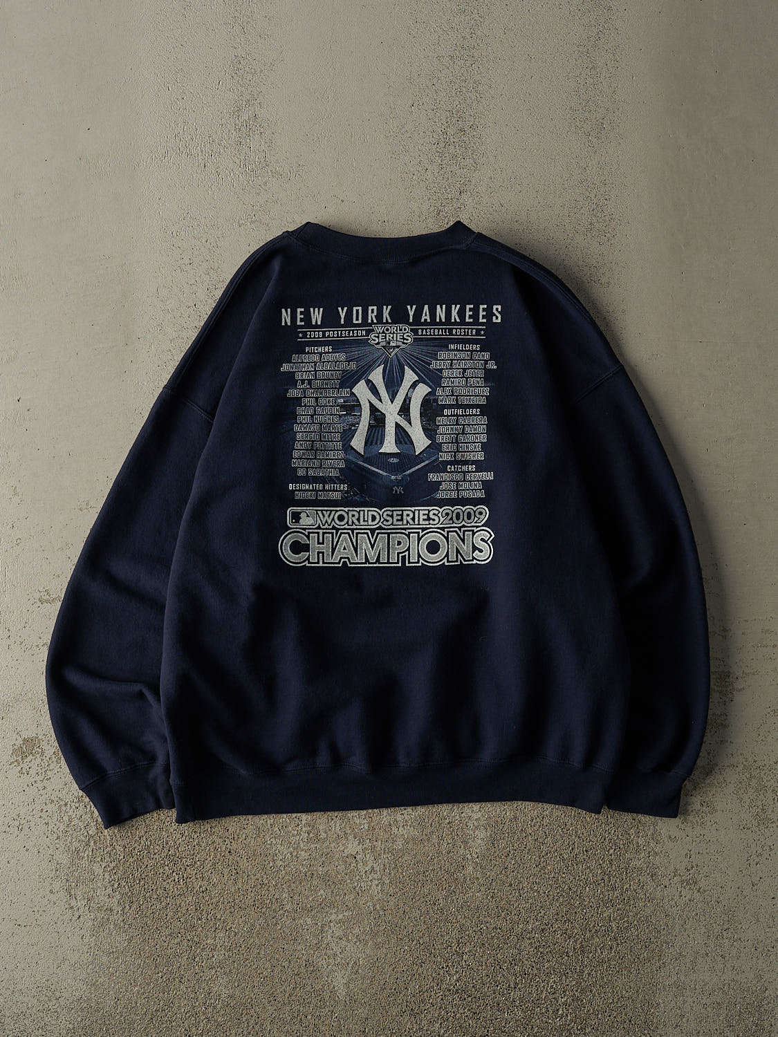 Vintage 09' Navy Blue New York Yankees World Series Champions Crewneck (L/XL)