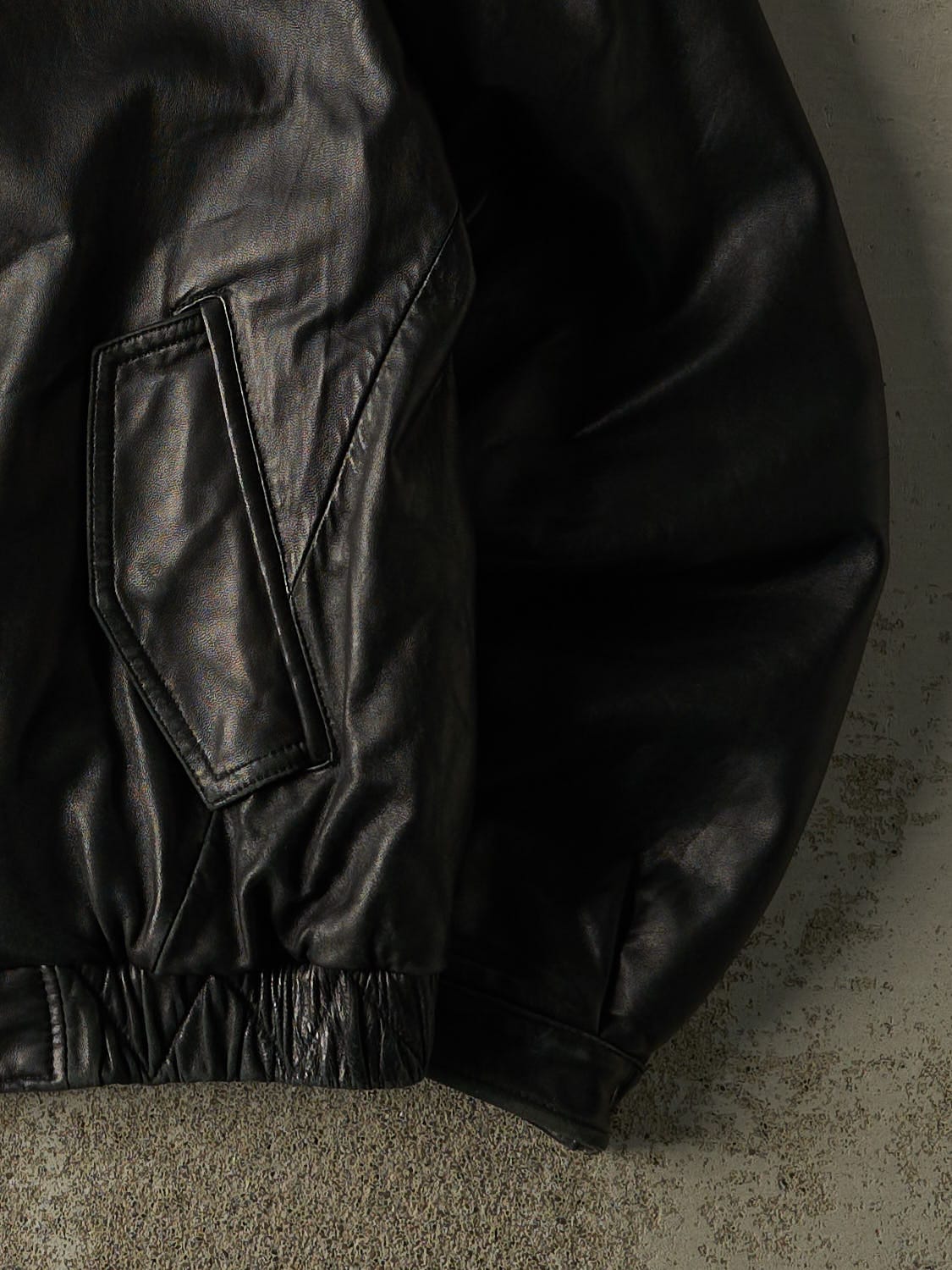 Vintage 90s Black Denver Hayes Leather Bomber Jacket (M/L)