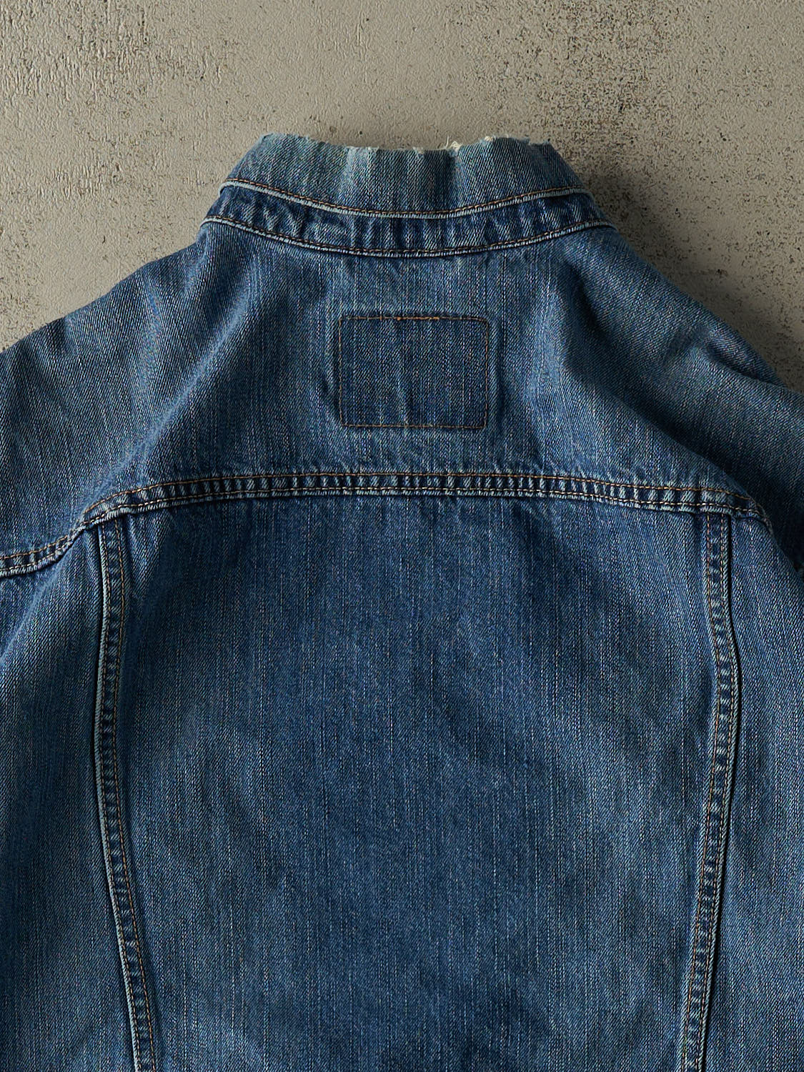 Vintage 90s Mid Wash Levi's Denim Jacket (L)