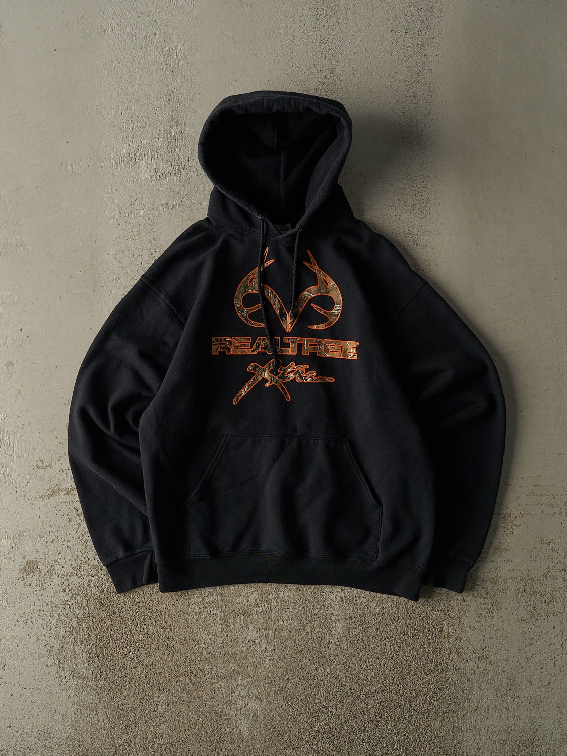 Vintage Y2K Black Realtree Logo Hoodie (M/L)