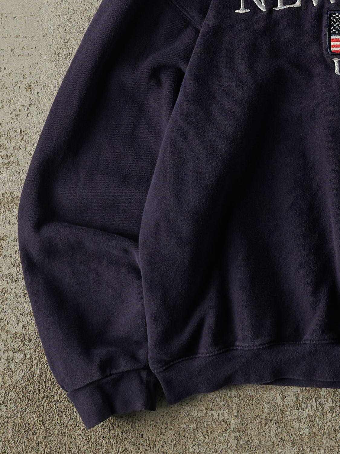 Vintage 90s Navy Blue New York Embroidered Crewneck (XS/S)