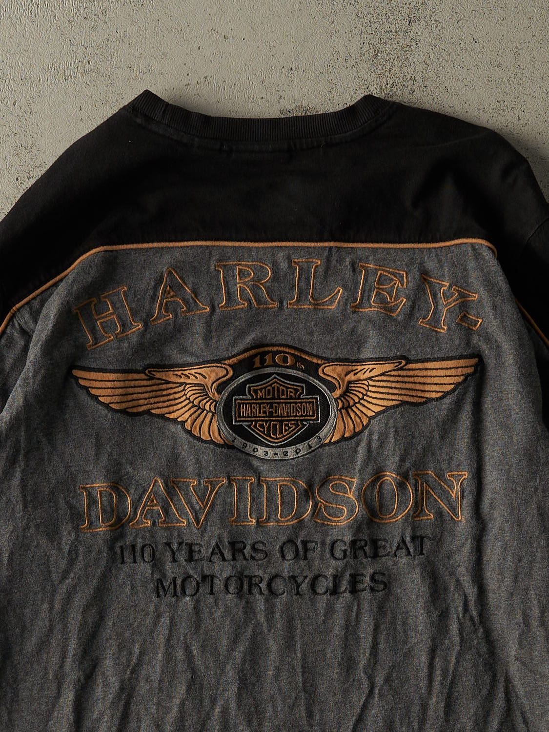 Vintage 13' Black & Grey Harley Davidson Embroidered Long Sleeve (L/XL)