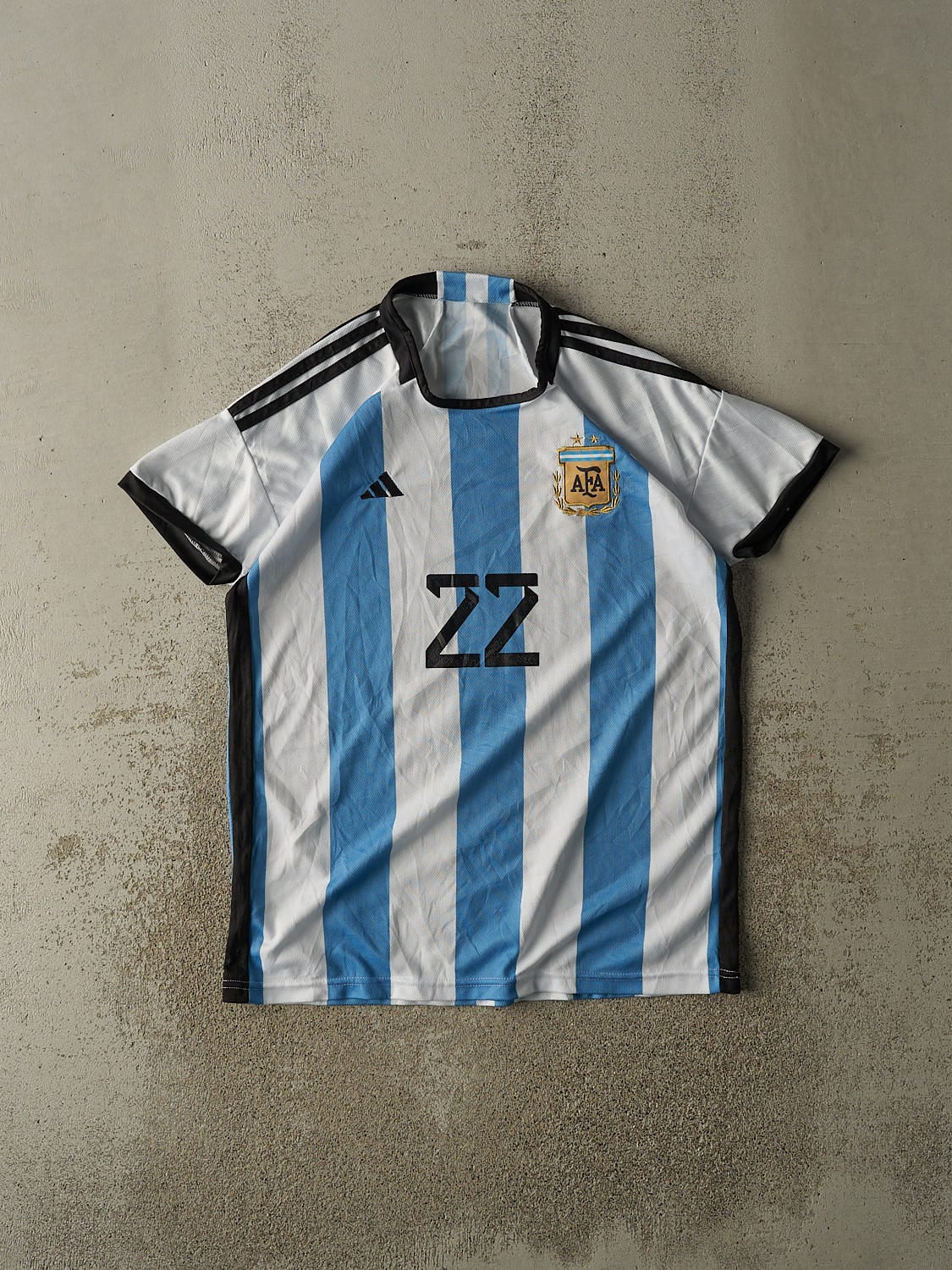 Vintage Y2K White & Blue Adidas Argentina #22 Lautaro Martinez Soccer Jersey (M/L)