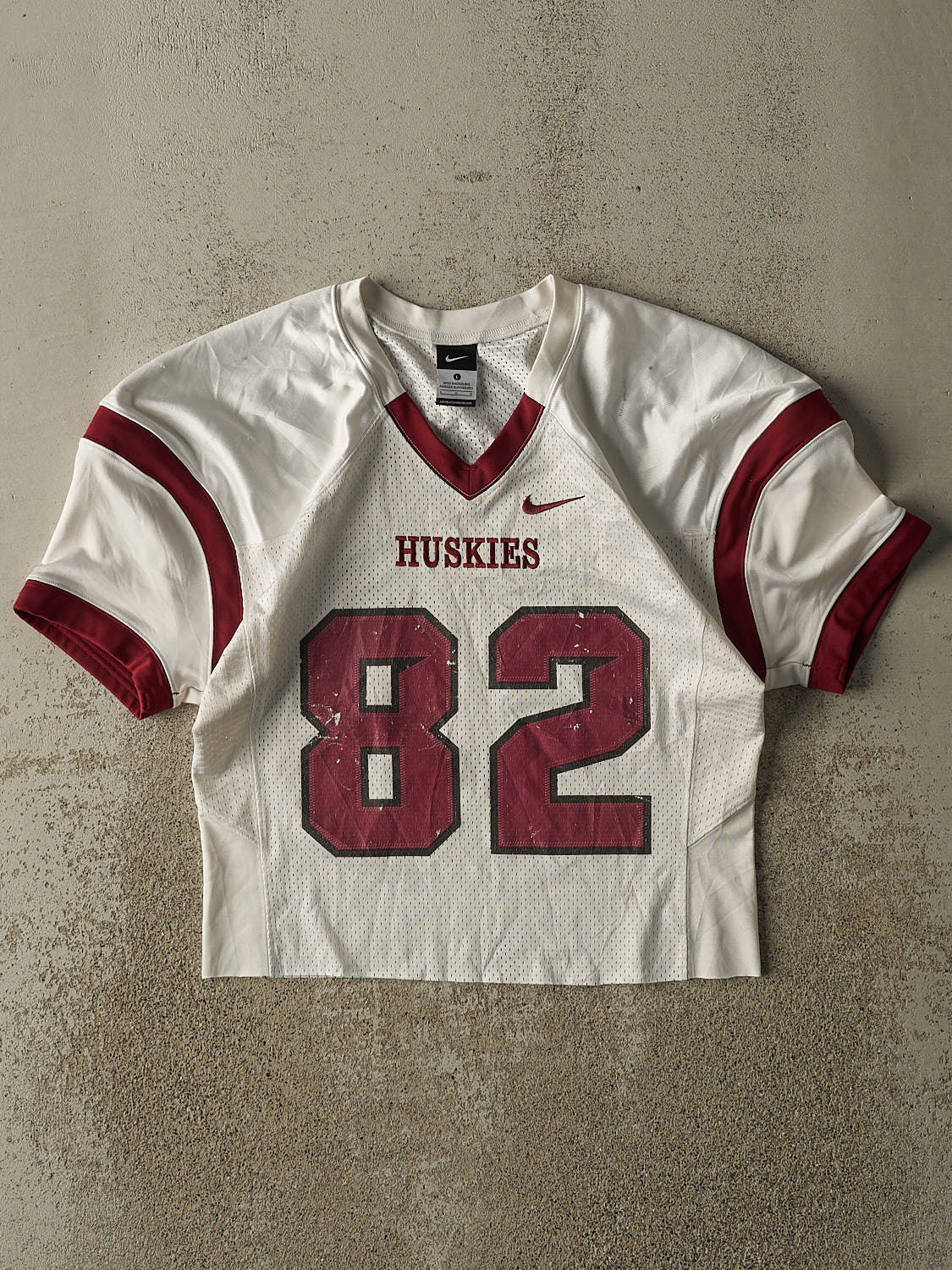 Vintage Y2K White & Burgundy Nike Huskies Cropped Football Jersey (S)