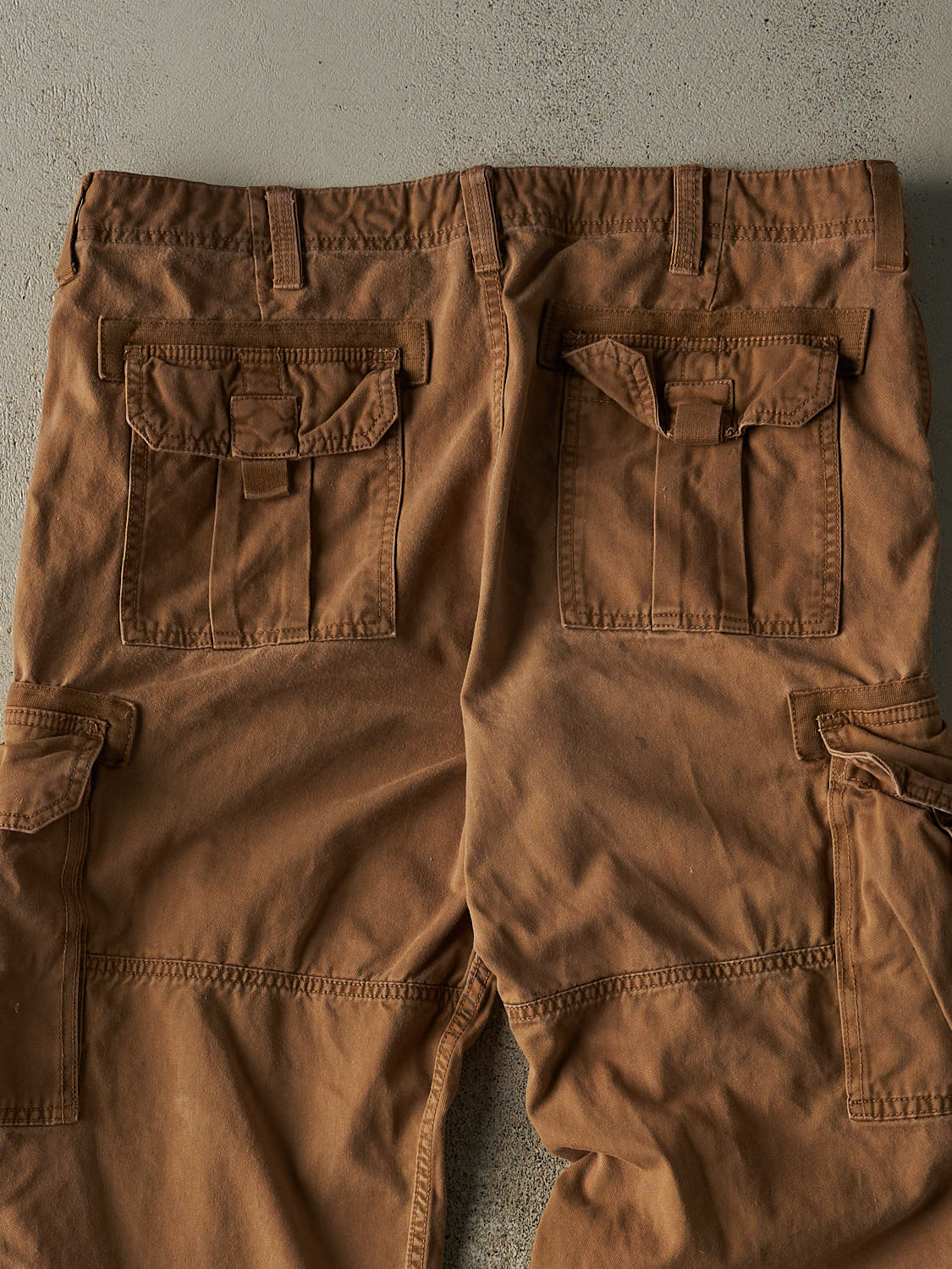 Vintage Y2K Beige Old Navy Cargo Pants (36x29)