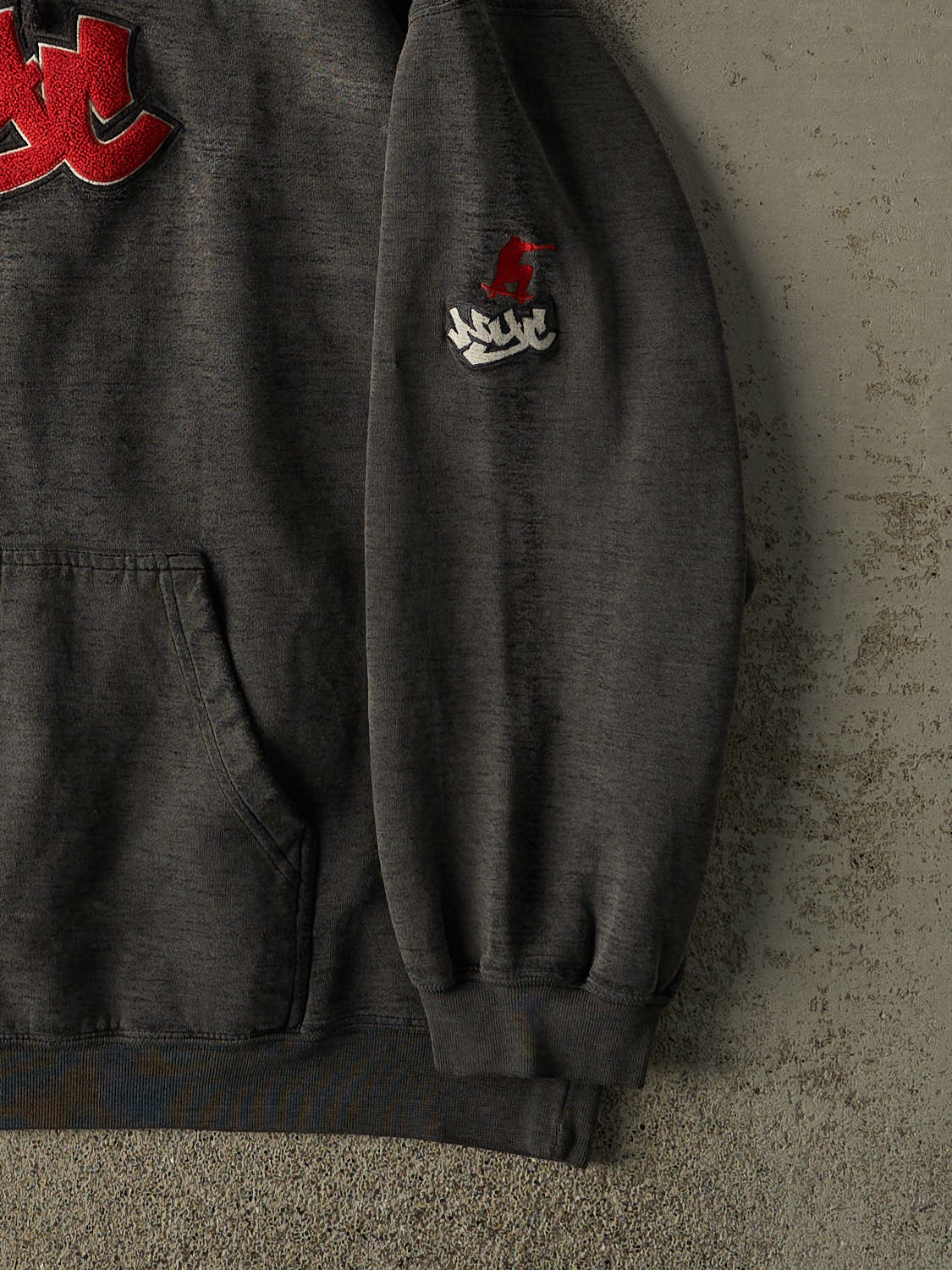 Vintage 90s Charcoal Grey New York City Embroidered Skateboard Hoodie (L/XL)