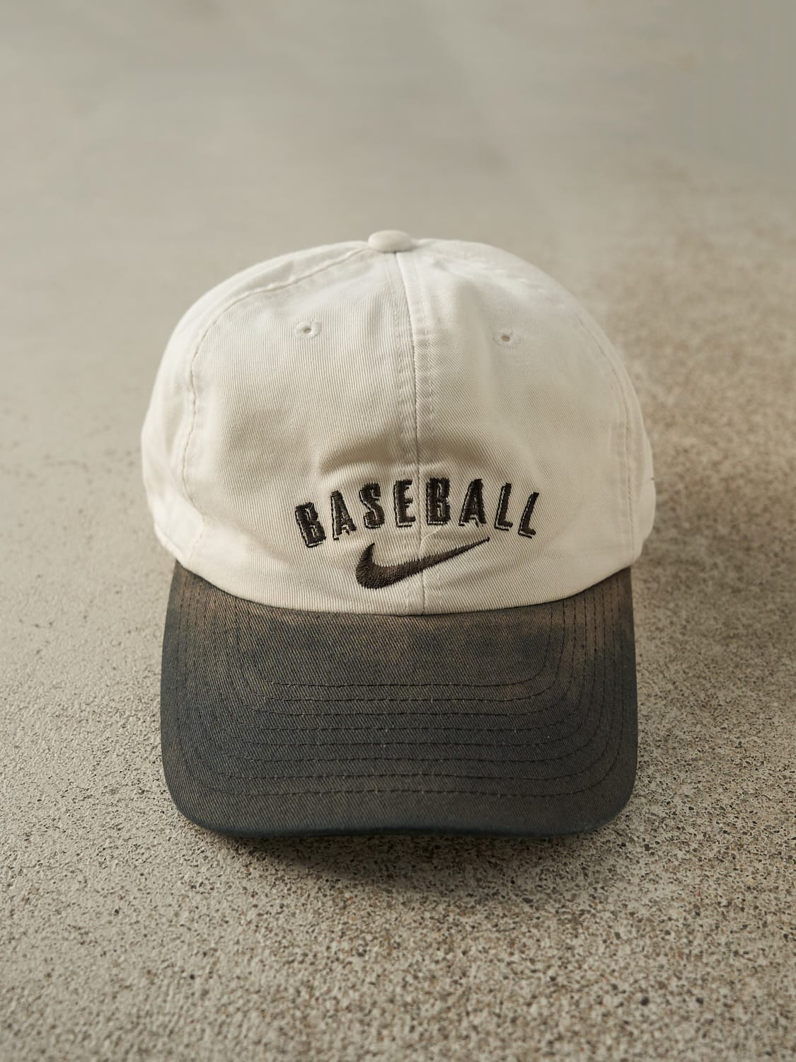 Vintage 90s Black & White Nike Baseball Embroidered Strapback (O/S)