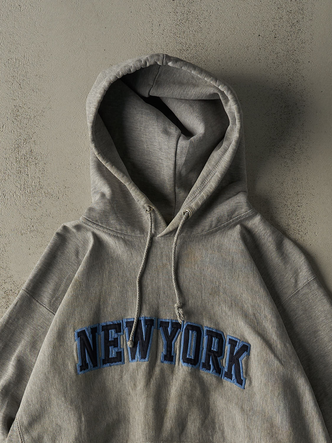 Vintage 90s Grey New York Toys R Us Times Square Embroidered Hoodie (XL/XXL)