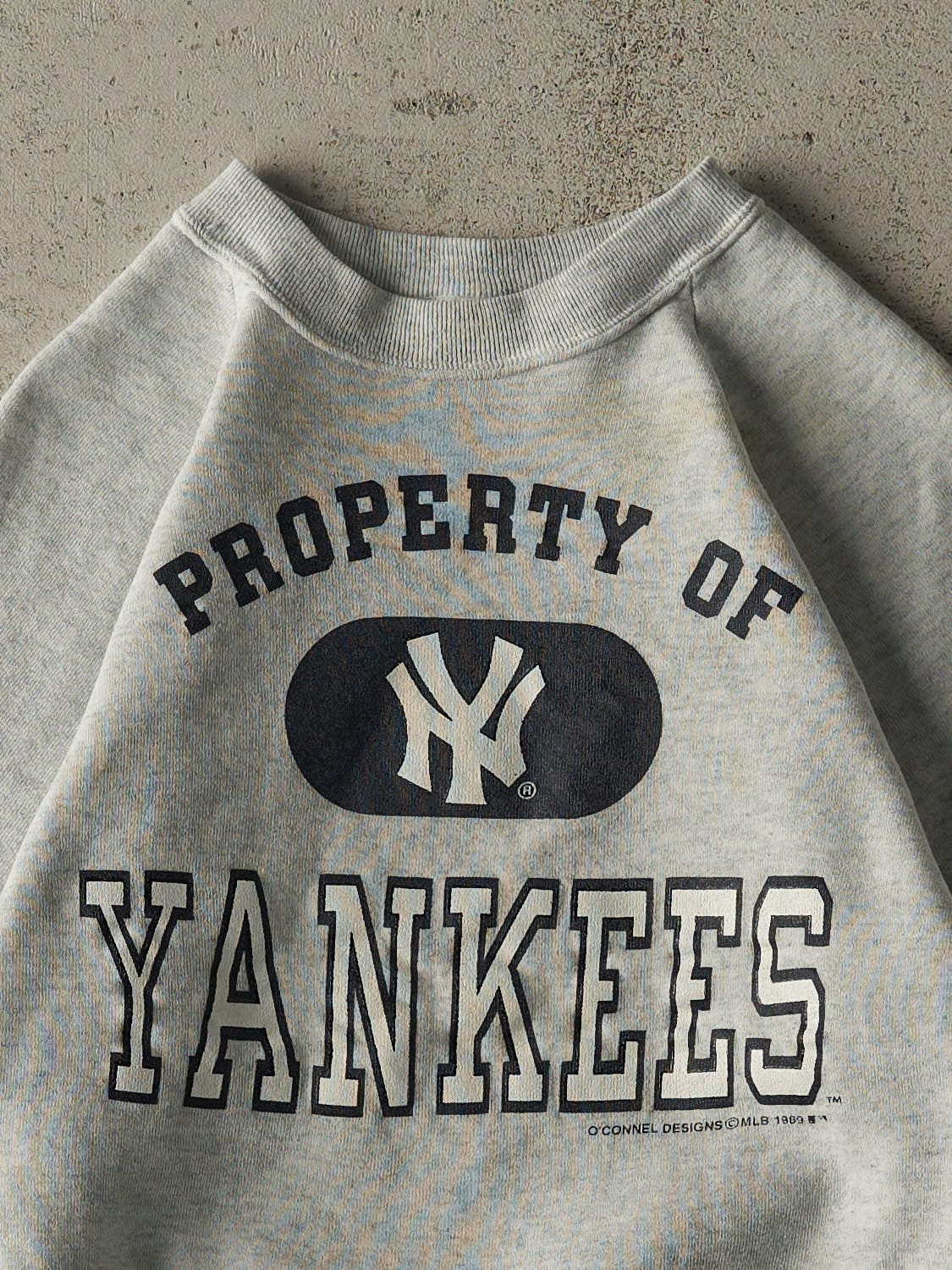 Vintage 89' Heather Grey New York Yankees Crewneck (XS)