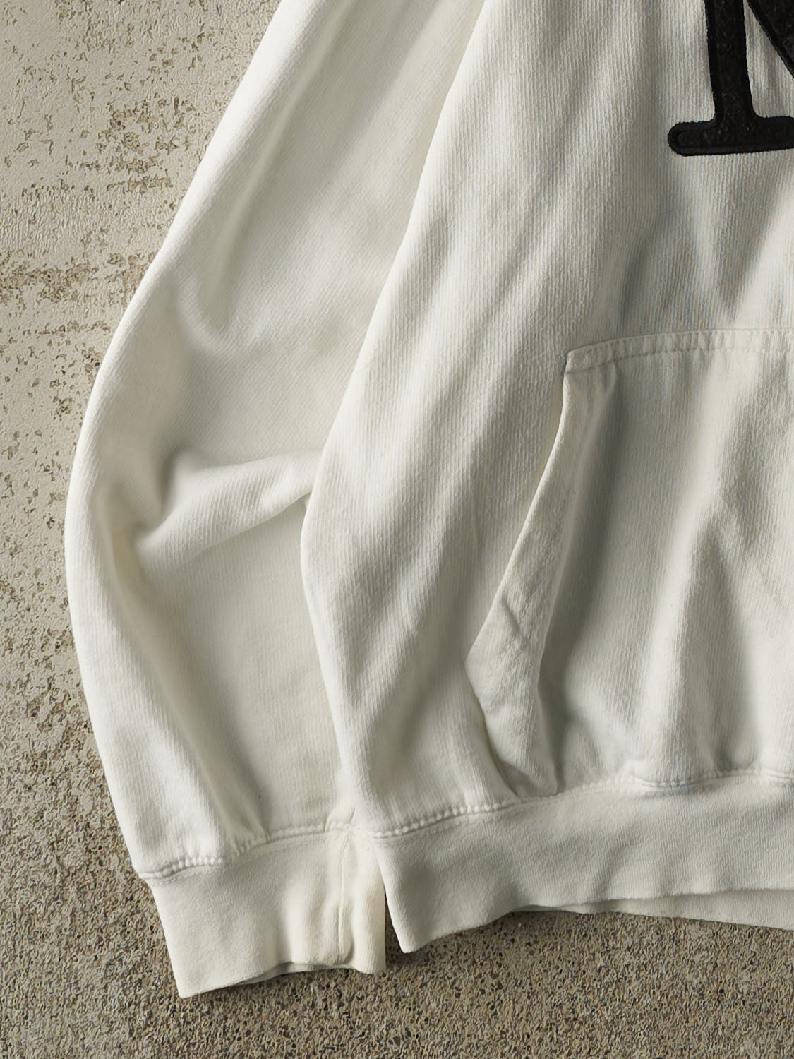 Vintage Y2K White "I Love NY" Hoodie (S/M)
